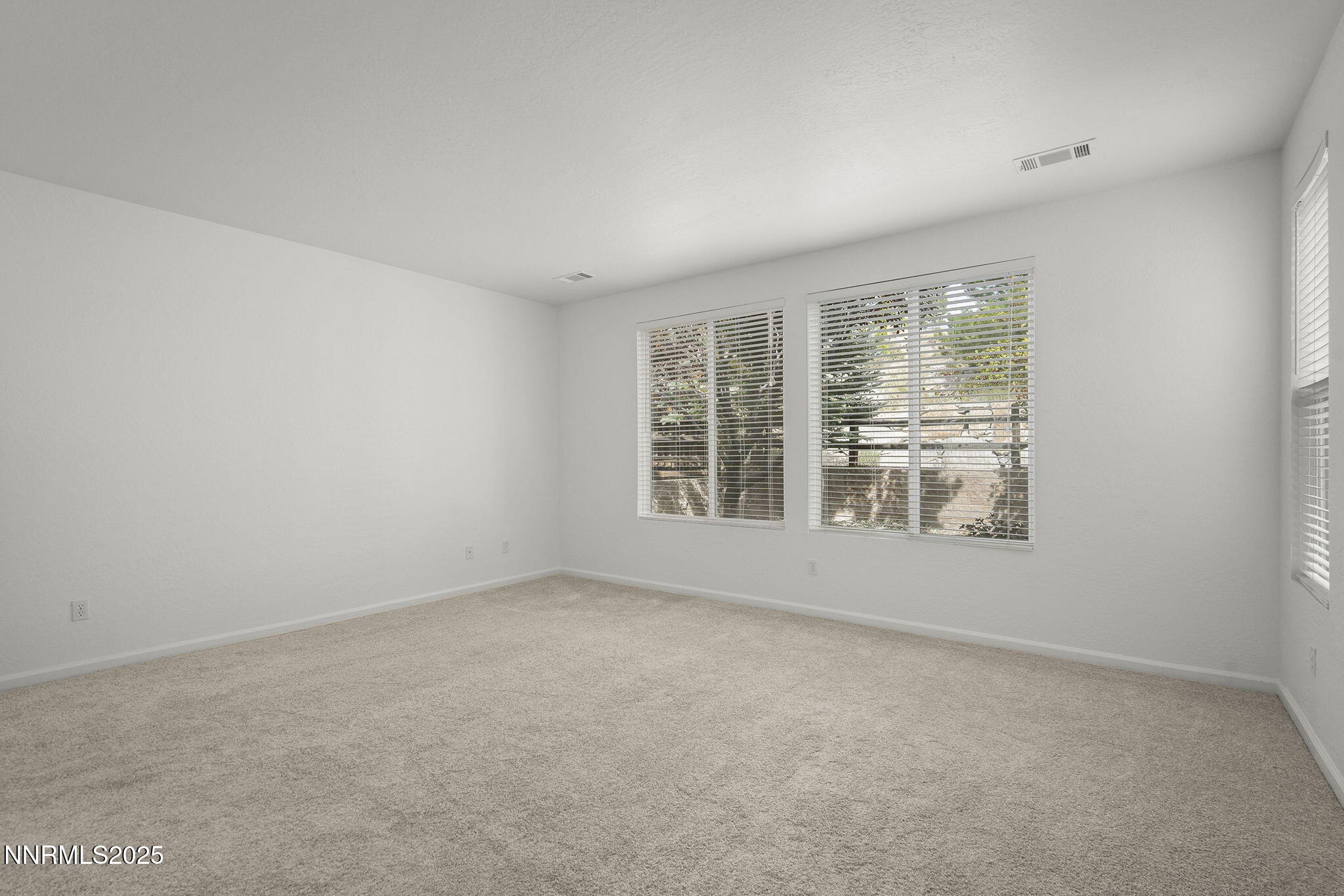 18-web-or-mls-_DSC0348