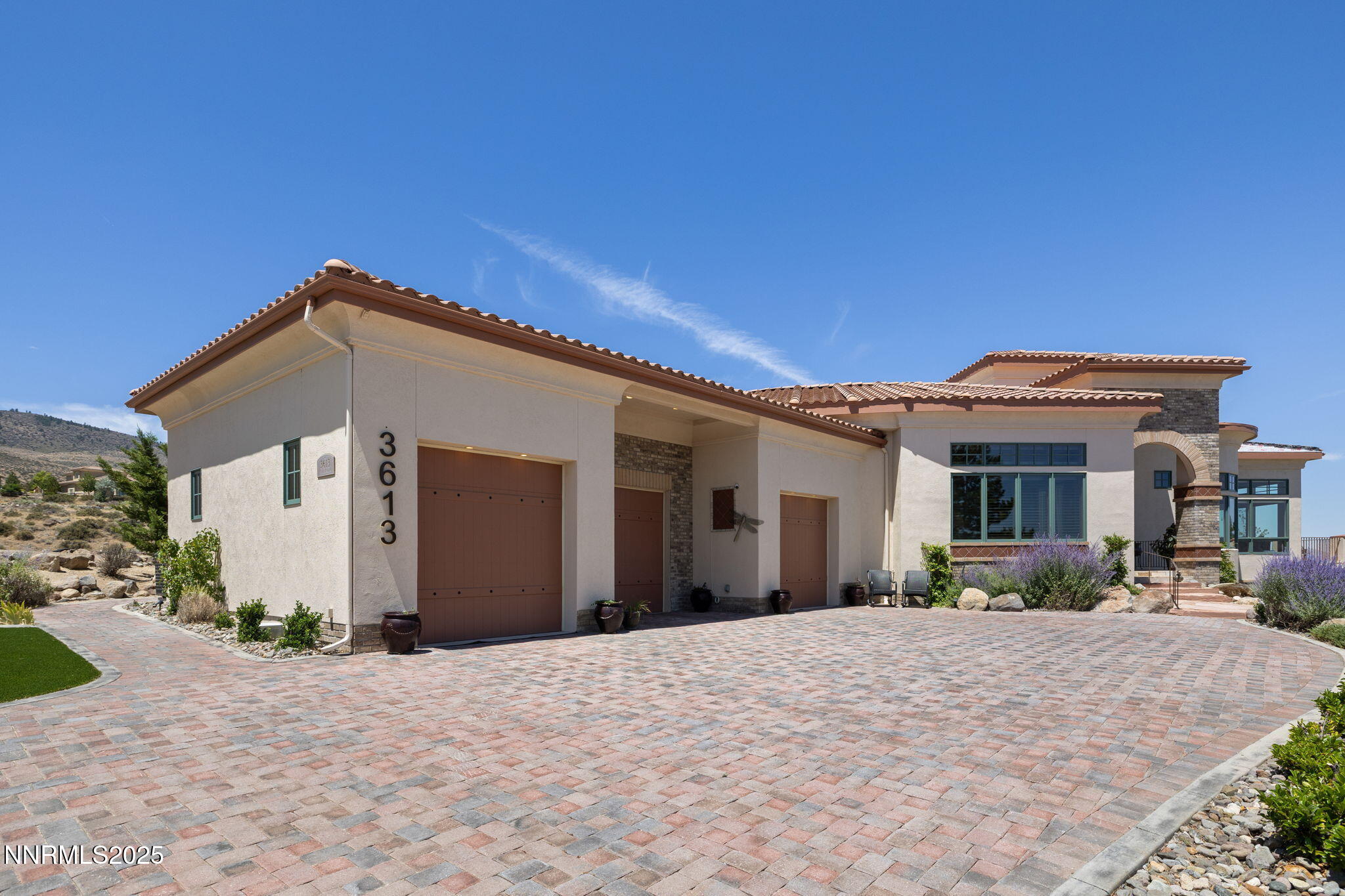 32-web-or-mls-3613 Silver Vista-14