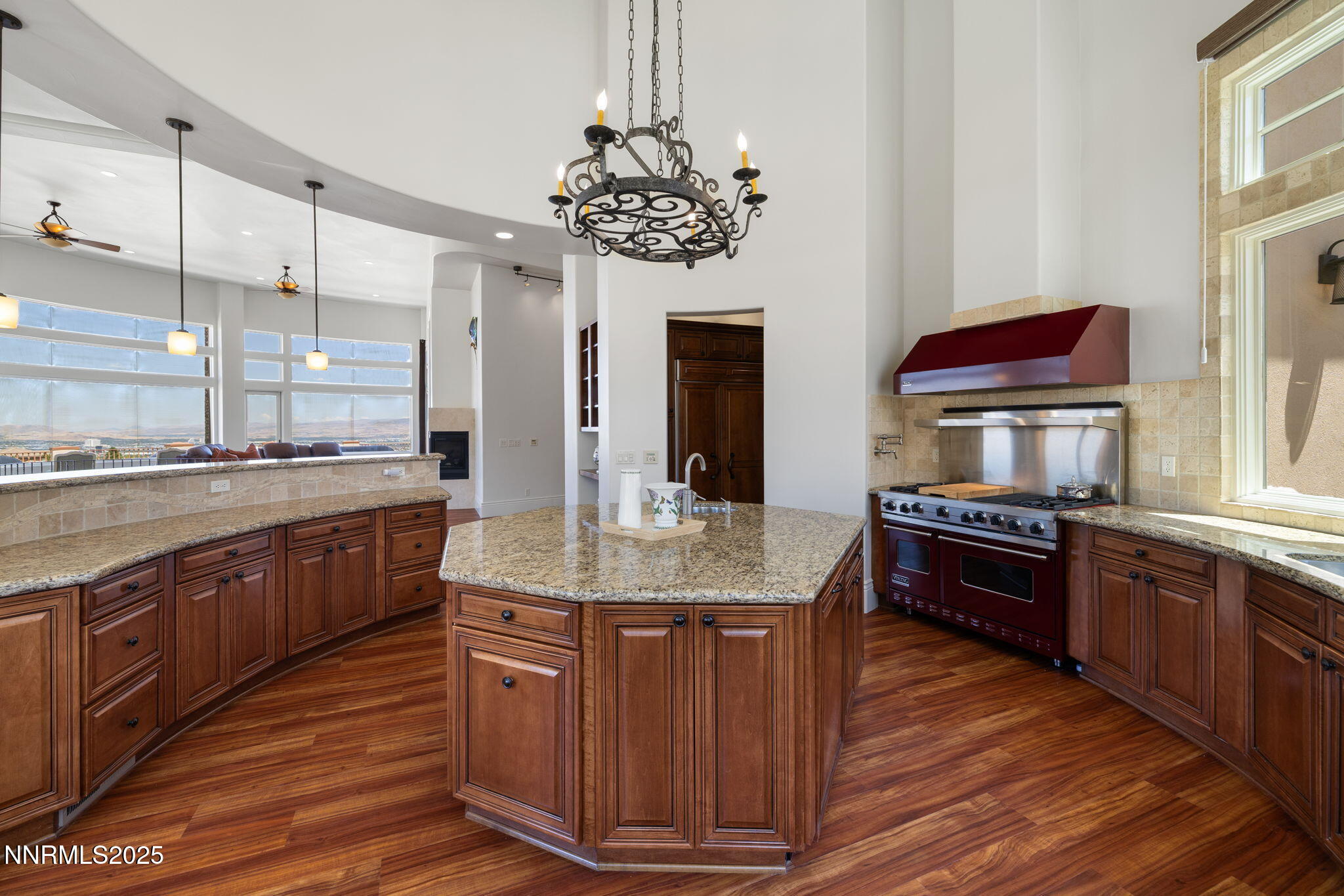 53-web-or-mls-3613 Silver Vista-38