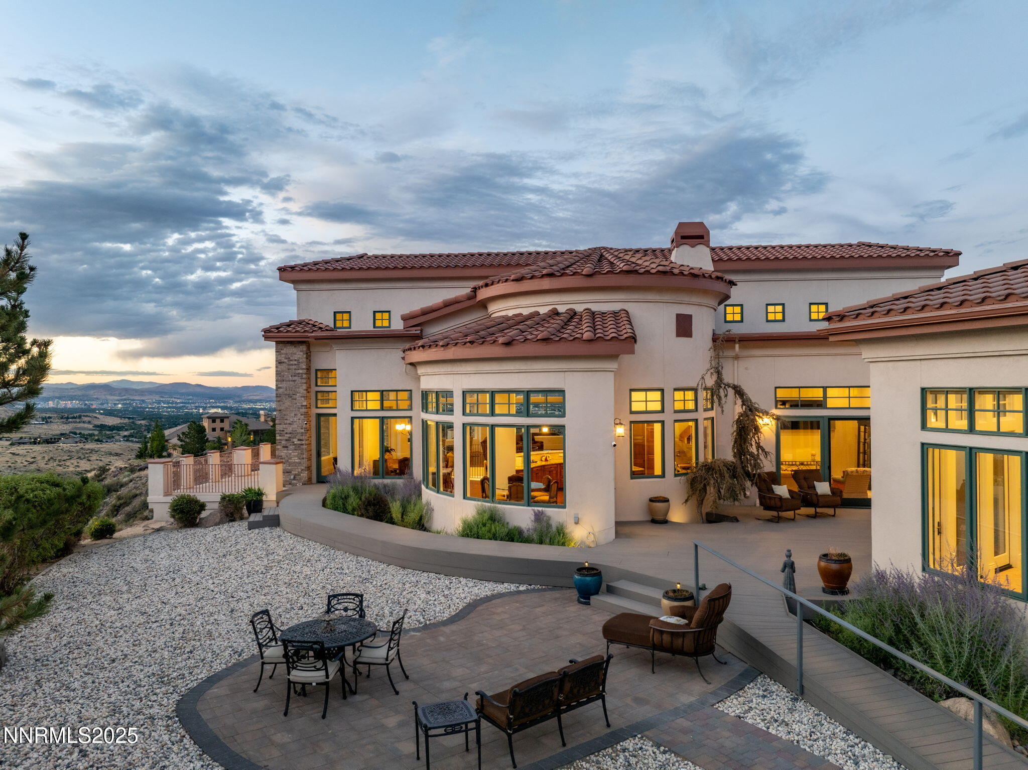 14-web-or-mls-3613 Silver Vista Twilight