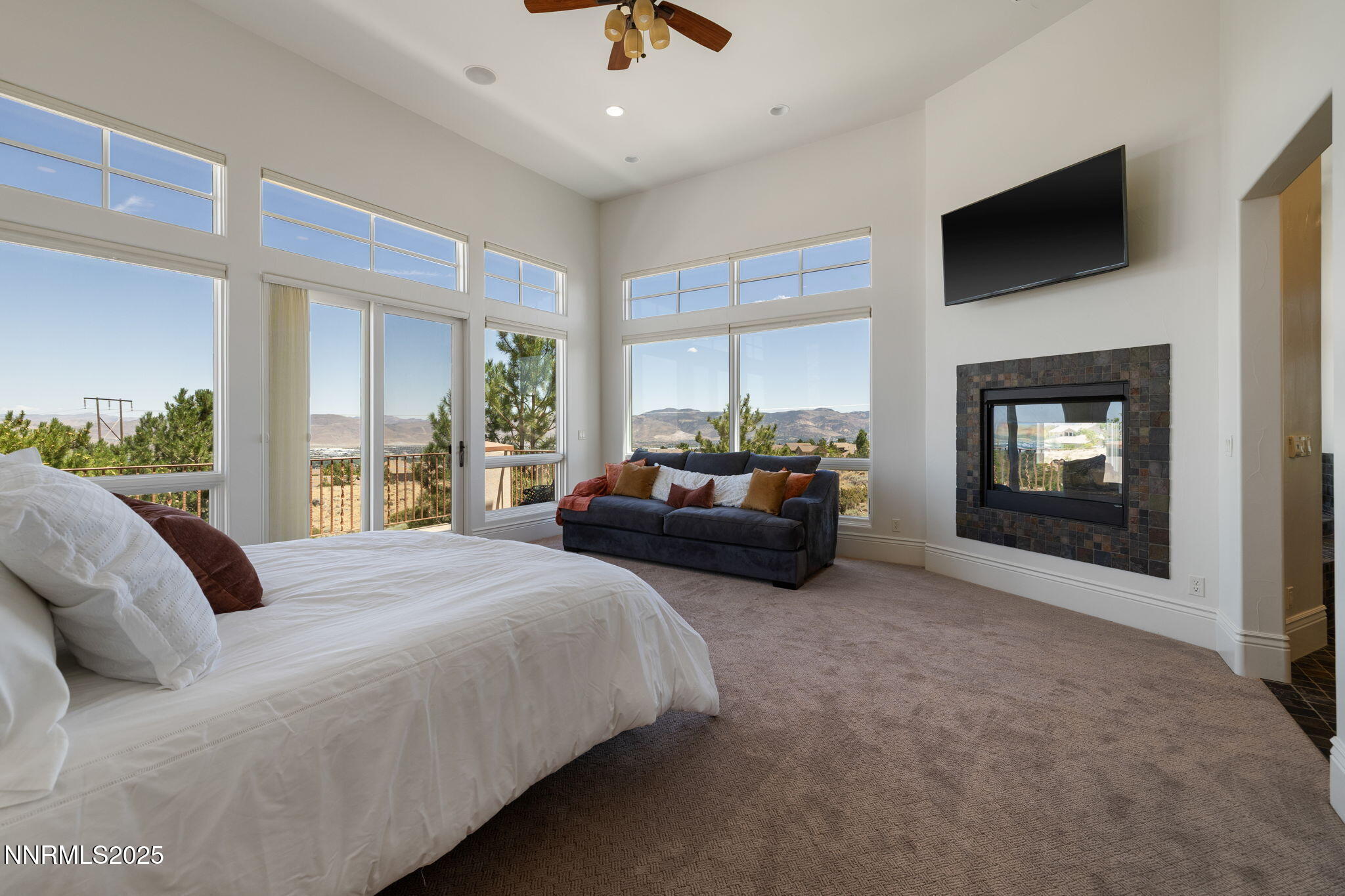 70-web-or-mls-3613 Silver Vista-55