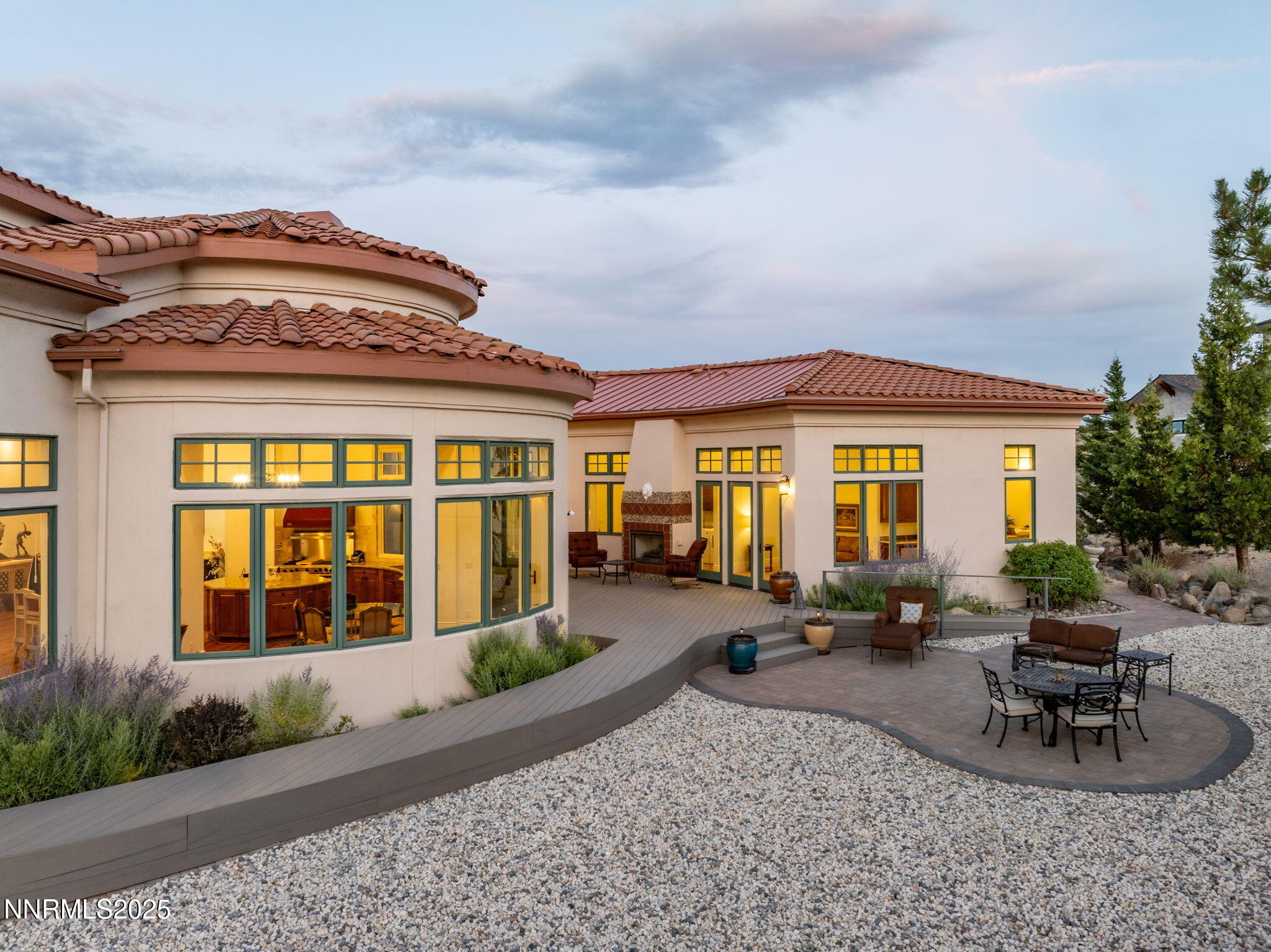 10-web-or-mls-3613 Silver Vista Twilight