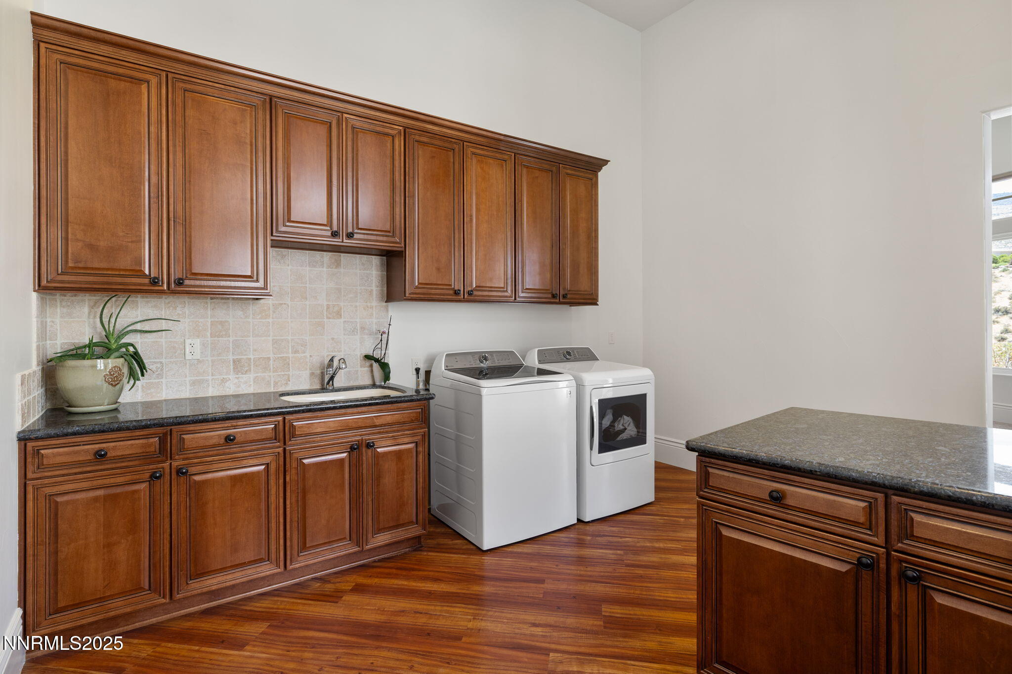 85-web-or-mls-3613 Silver Vista-70