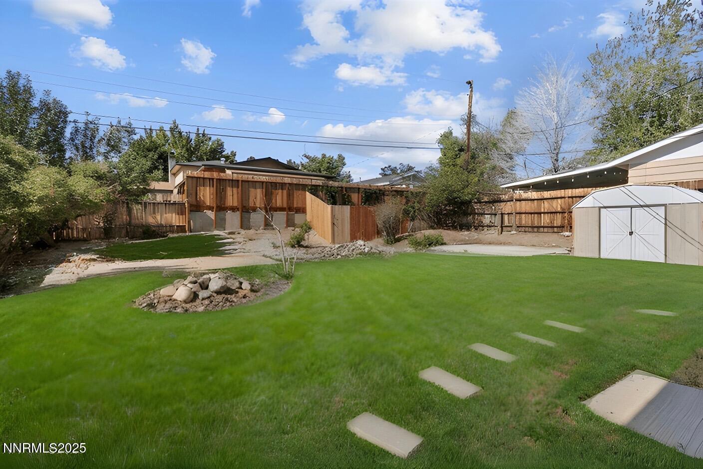 Backyard*-virtually landscaped