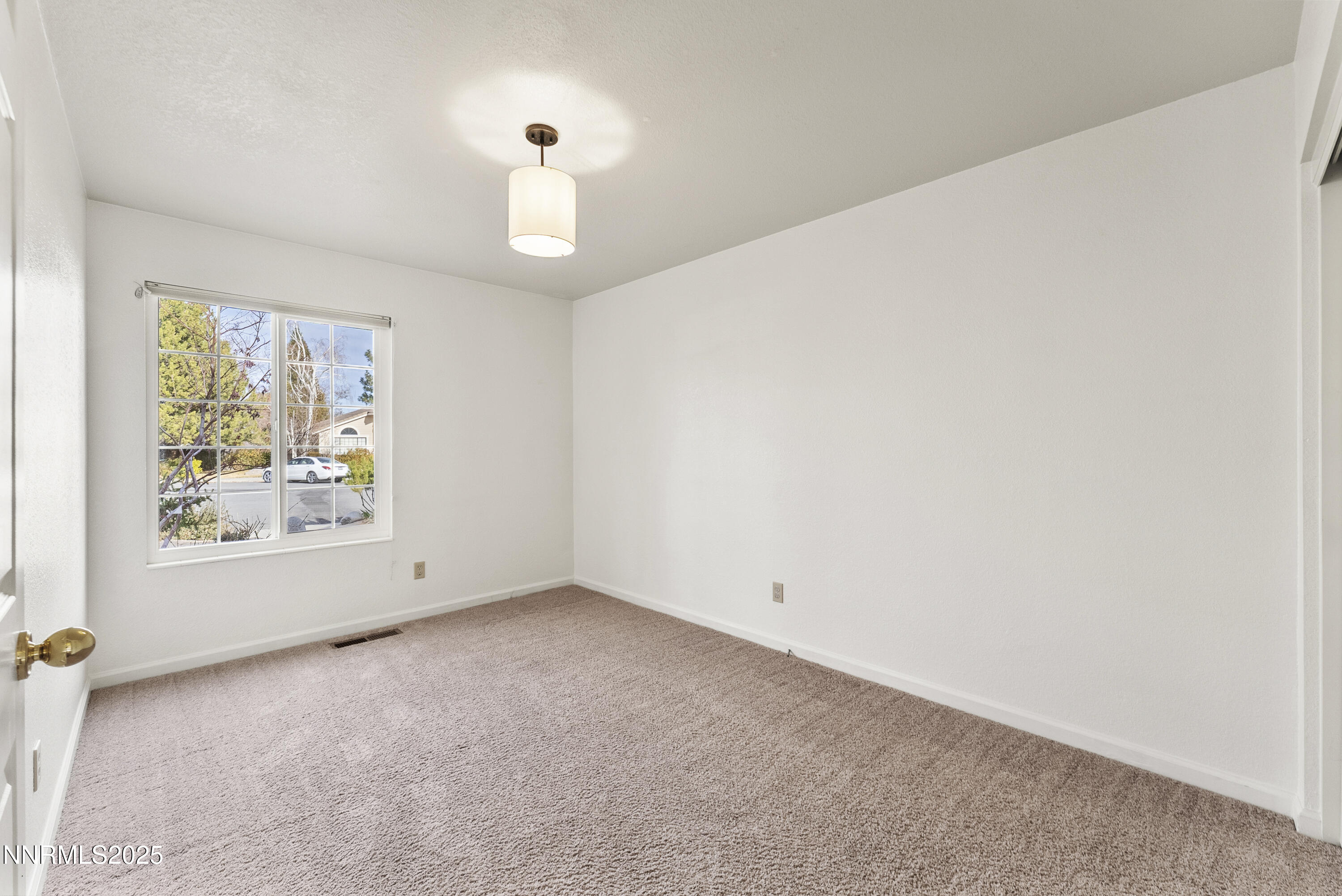 24-3116 Bramble Drive Reno NV 89509 (24