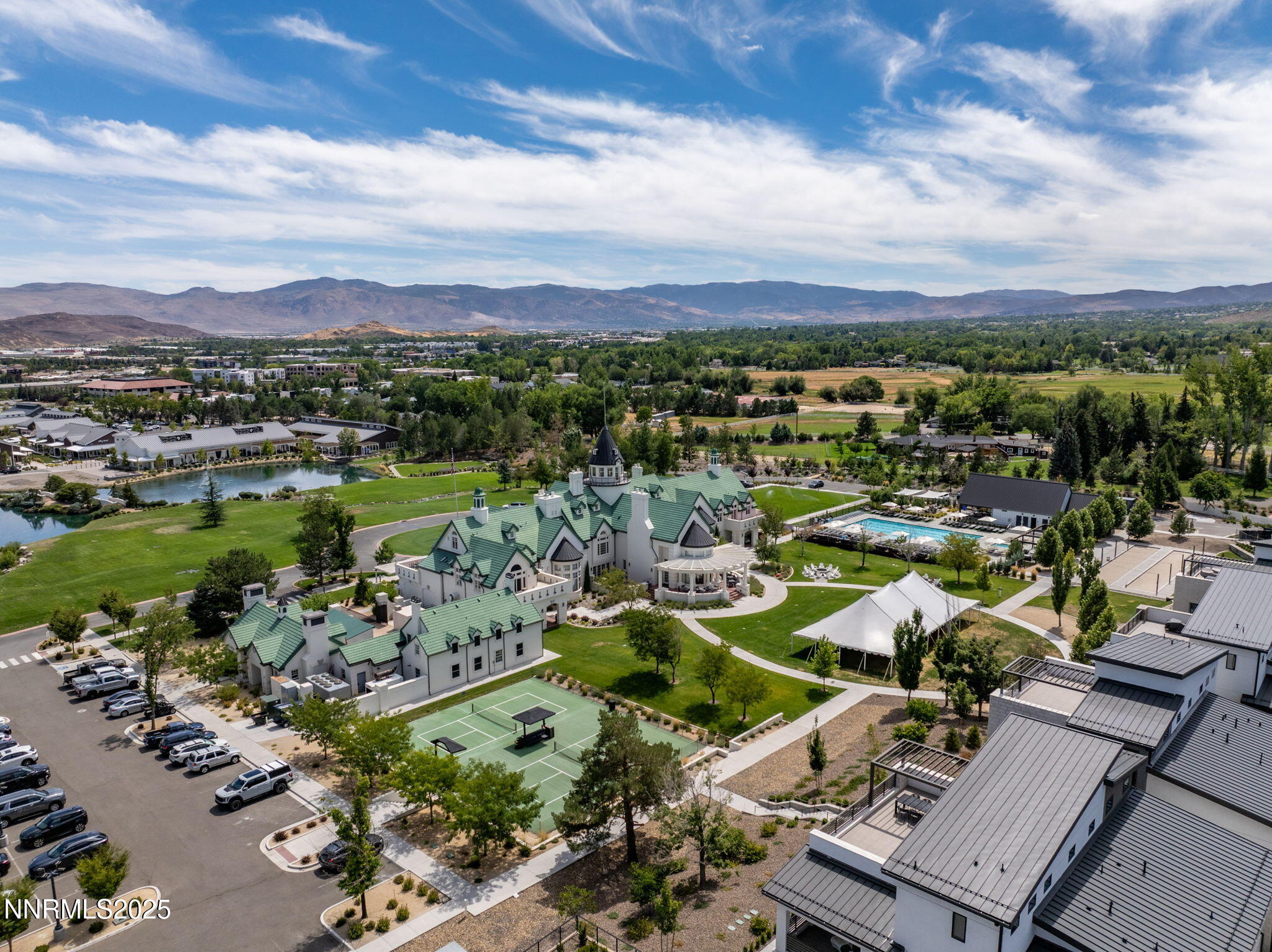 5-web-or-mls-16 Persano St Drone-6