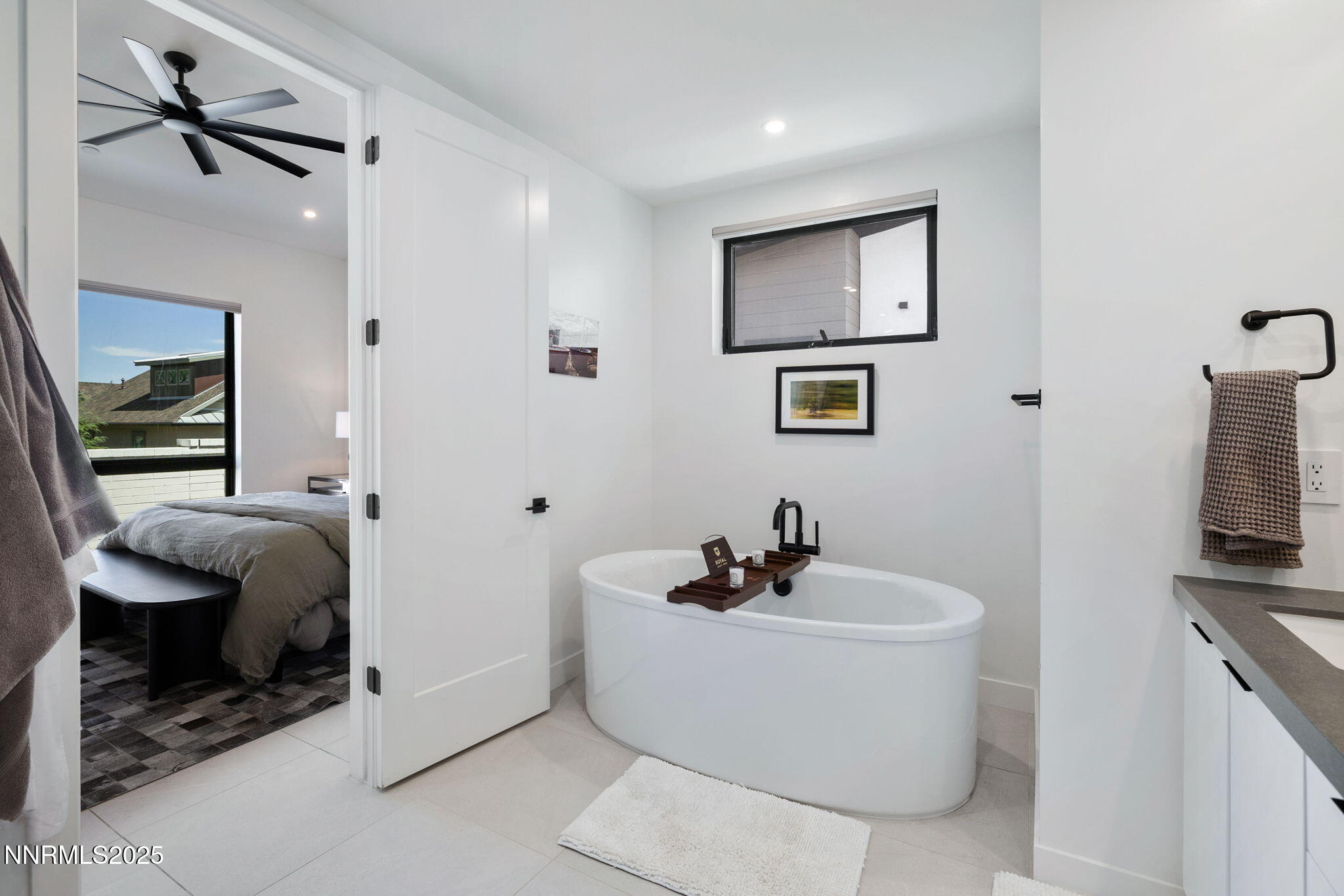 32-web-or-mls-16 Persano St-24