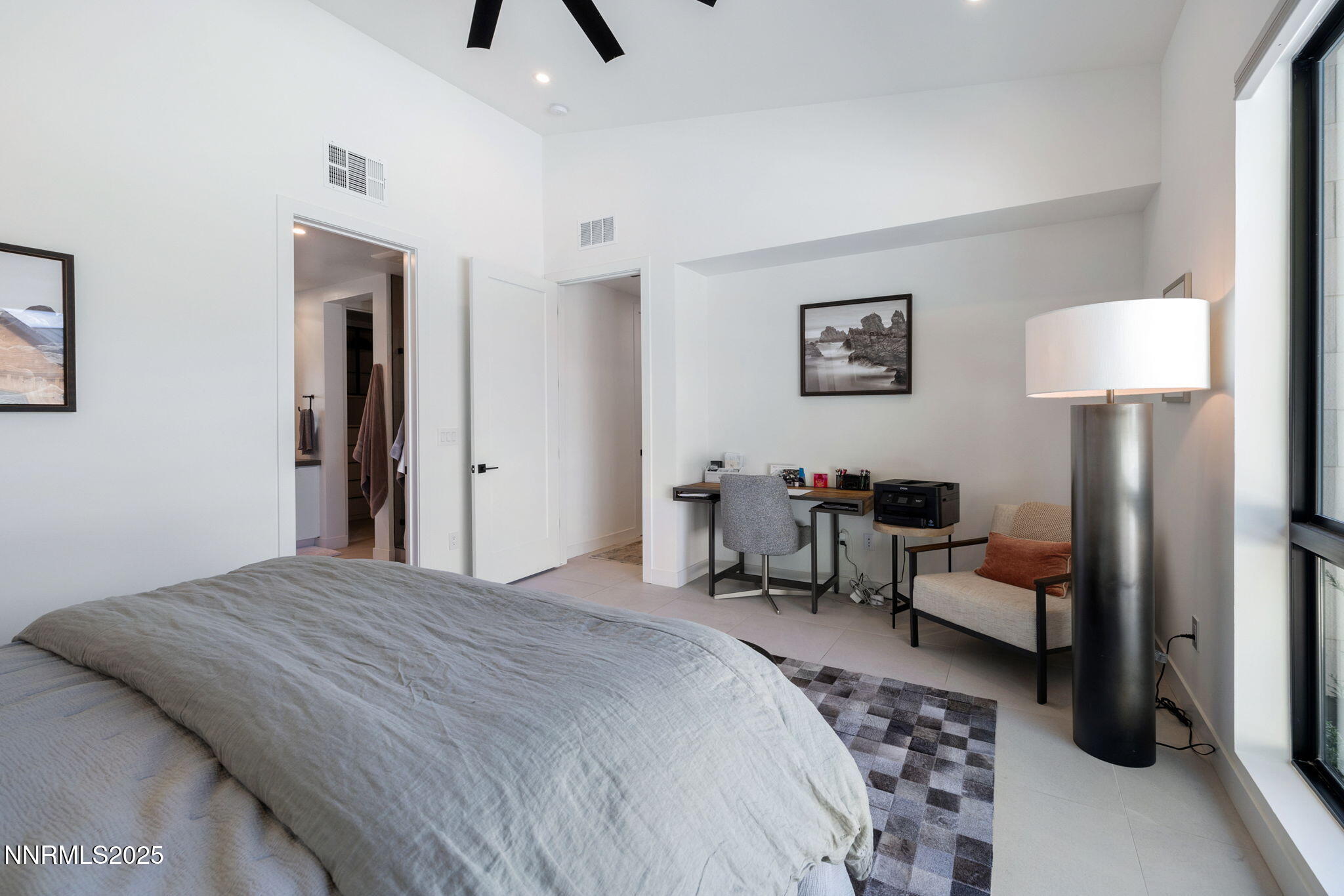 29-web-or-mls-16 Persano St-22