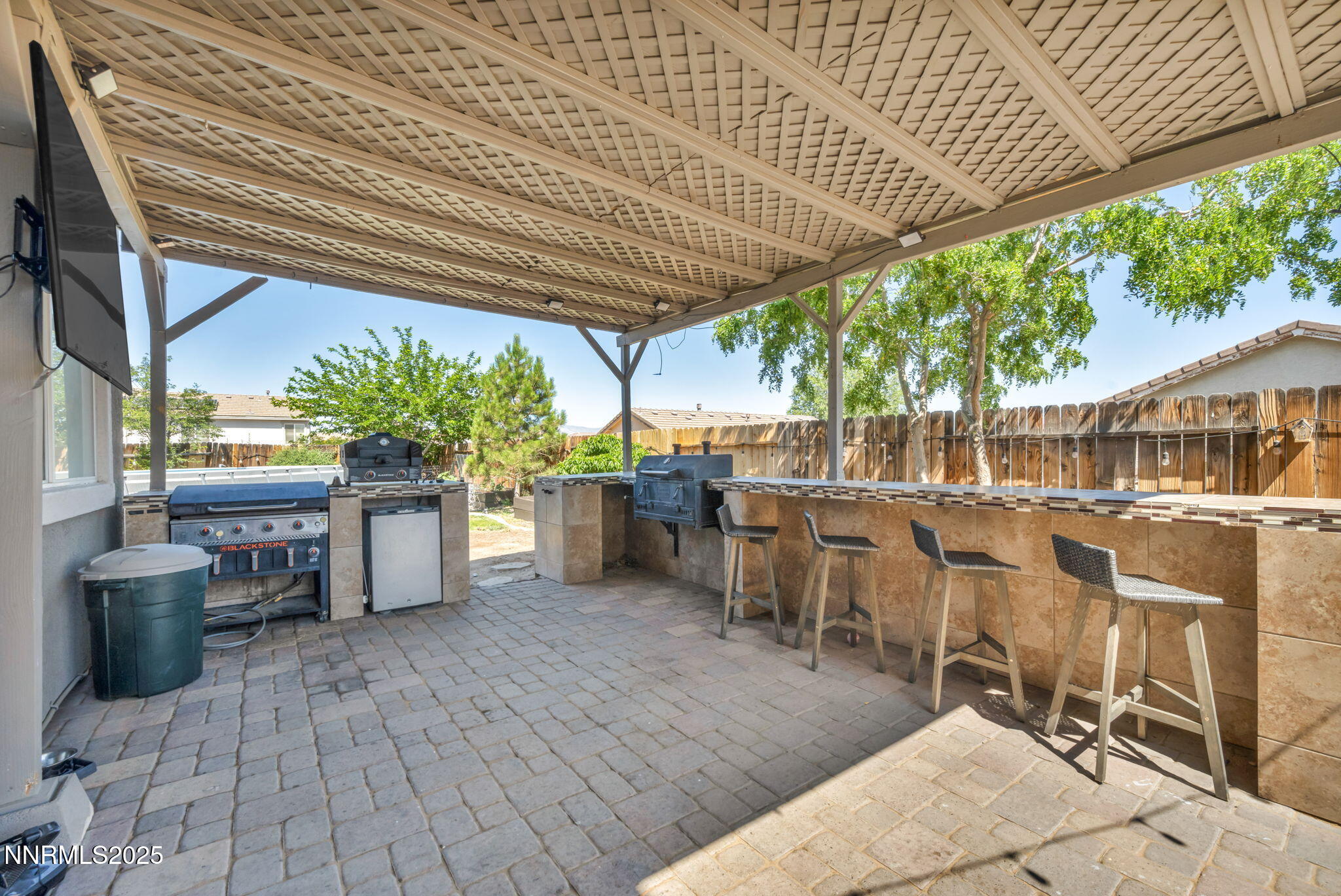 11-web-or-mls-1720-blue-oak-ct