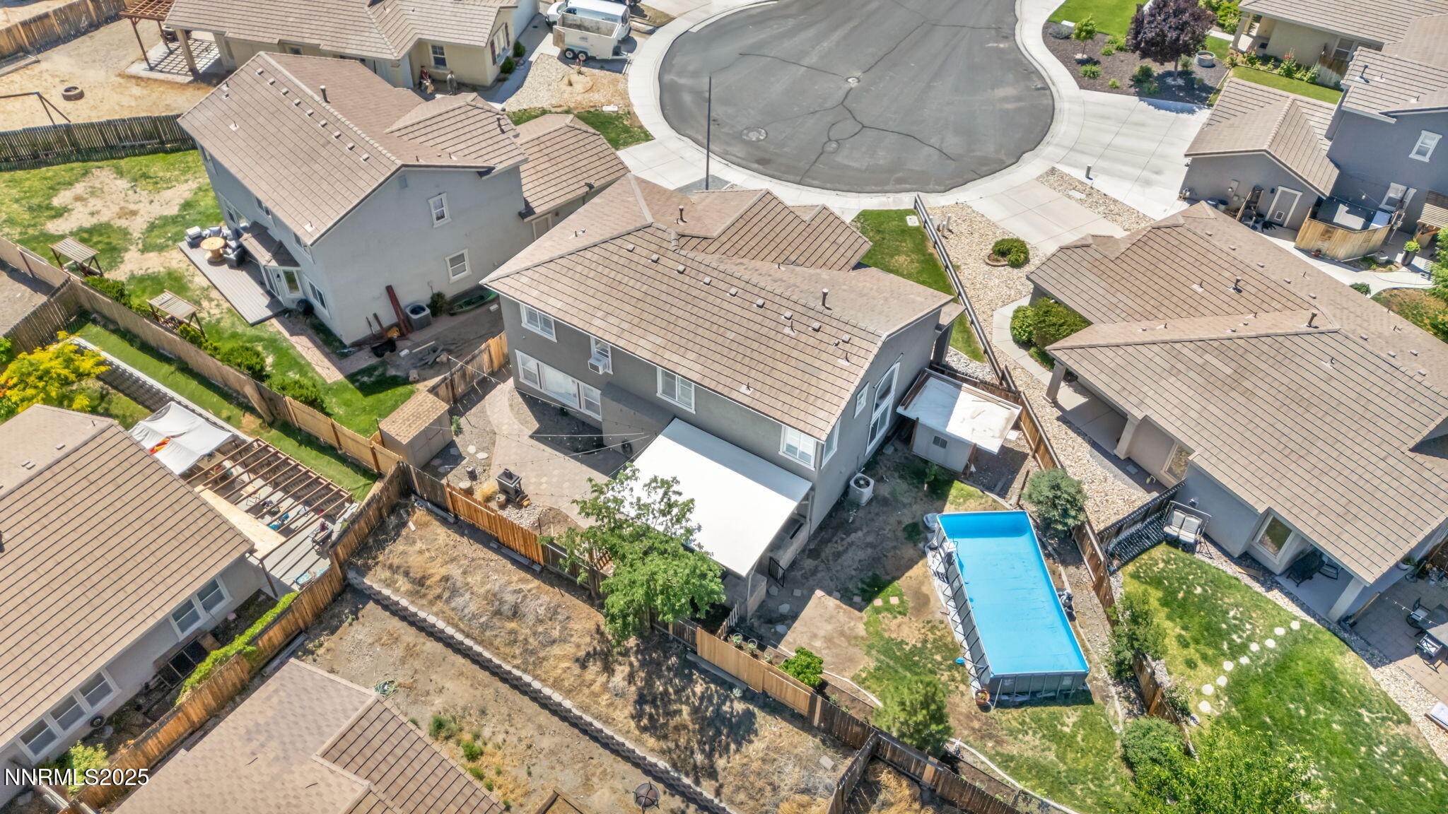 36-web-or-mls-1720-blue-oak-ct