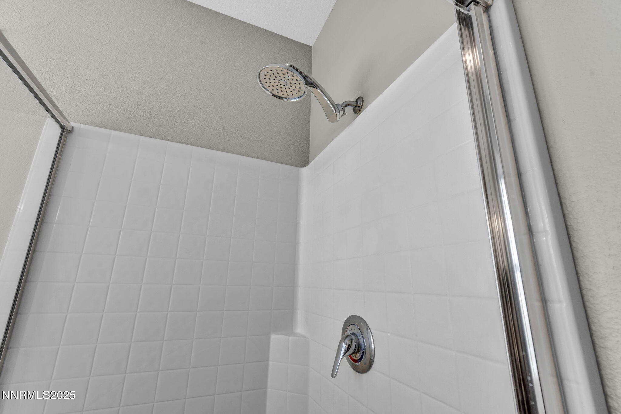 69-web-or-mls-1720-blue-oak-ct