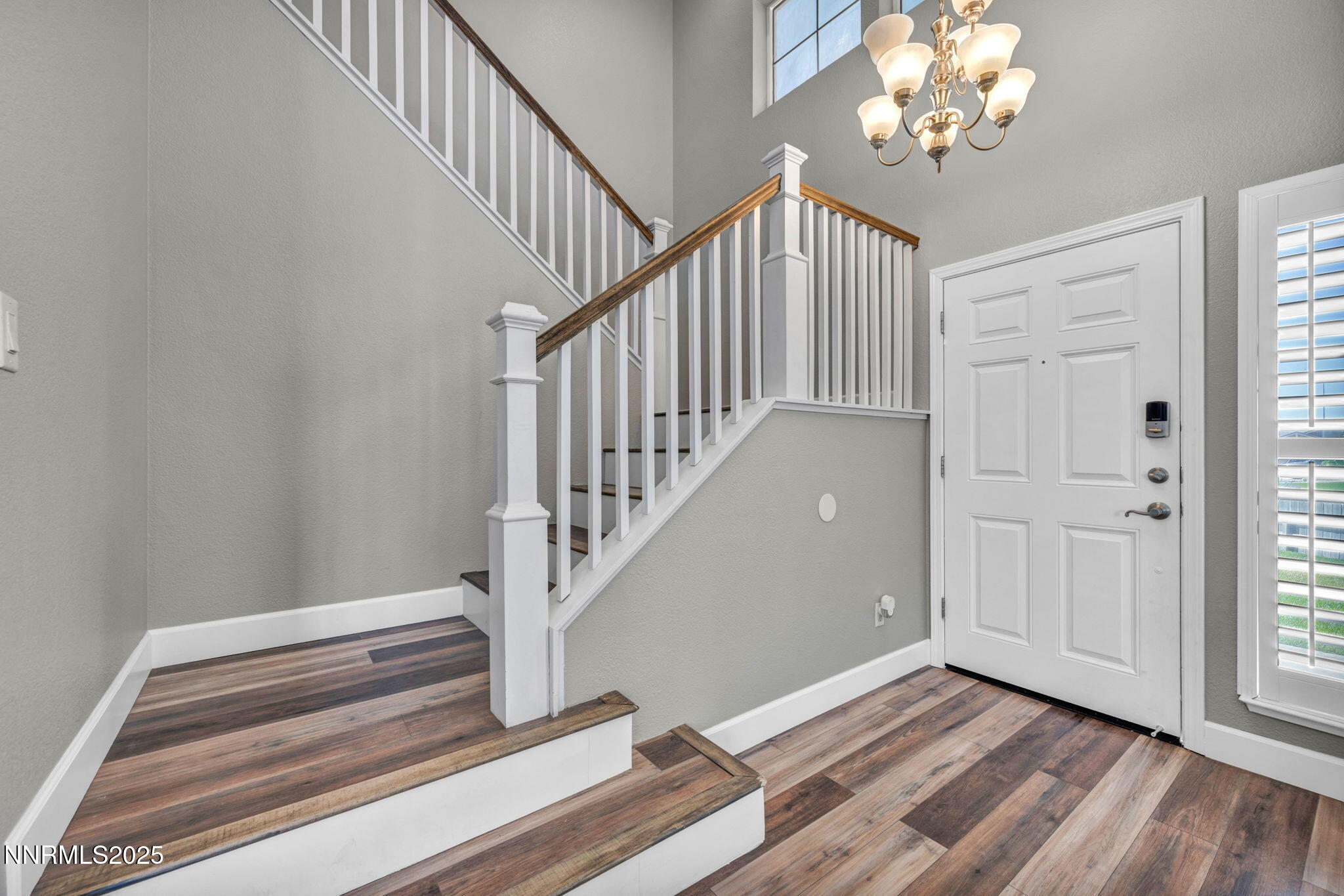 52-web-or-mls-1720-blue-oak-ct