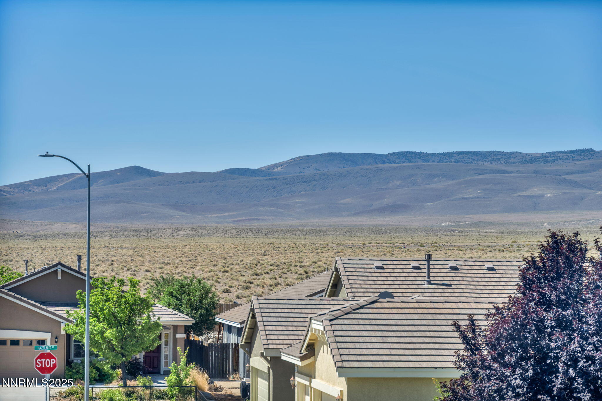 23-web-or-mls-1720-blue-oak-ct