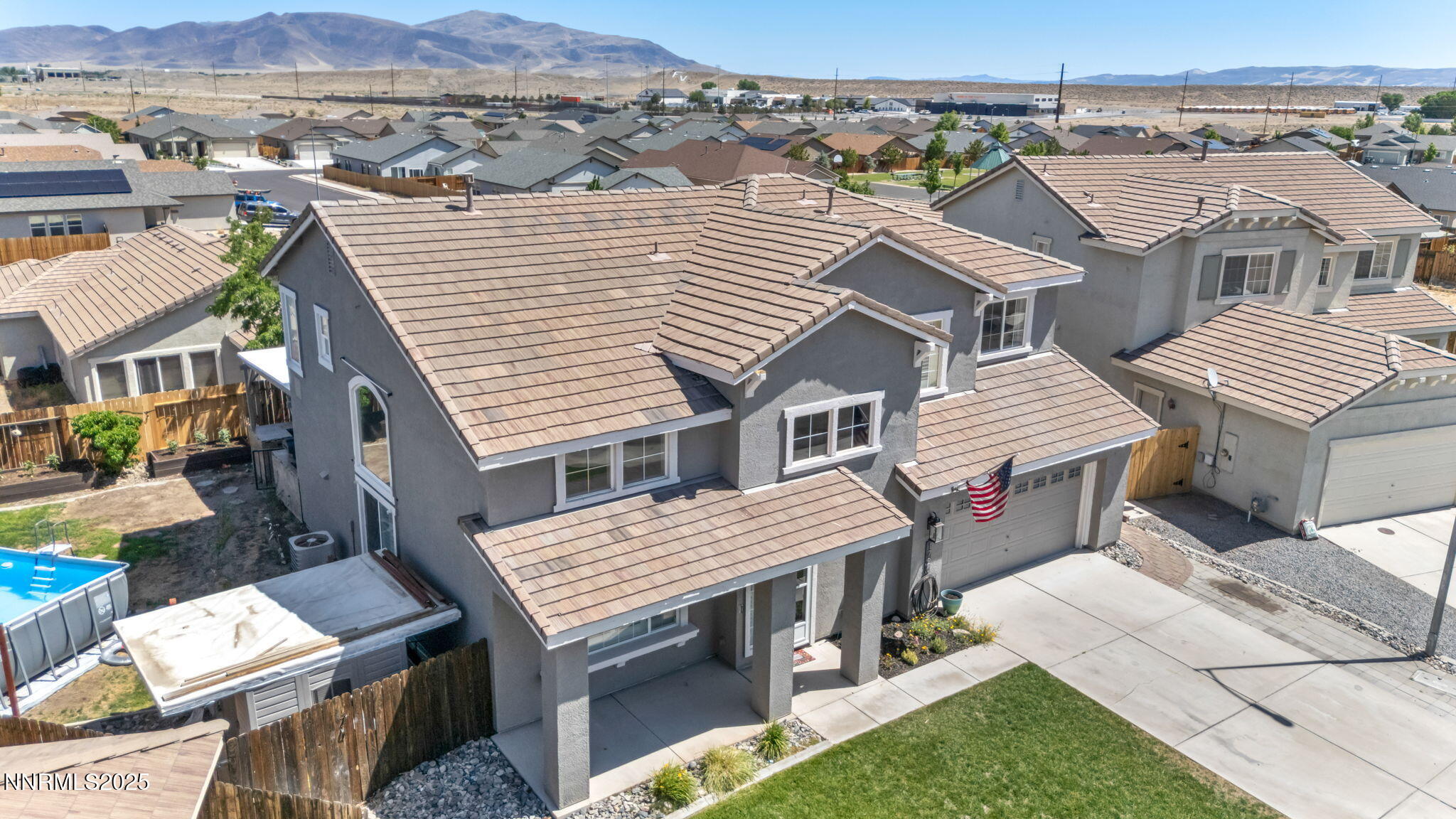 32-web-or-mls-1720-blue-oak-ct