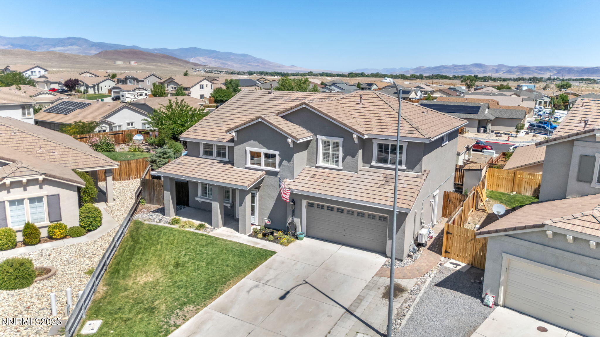 30-web-or-mls-1720-blue-oak-ct