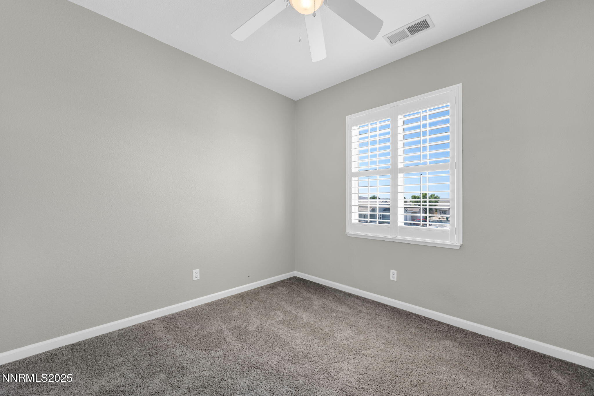 46-web-or-mls-1720-blue-oak-ct