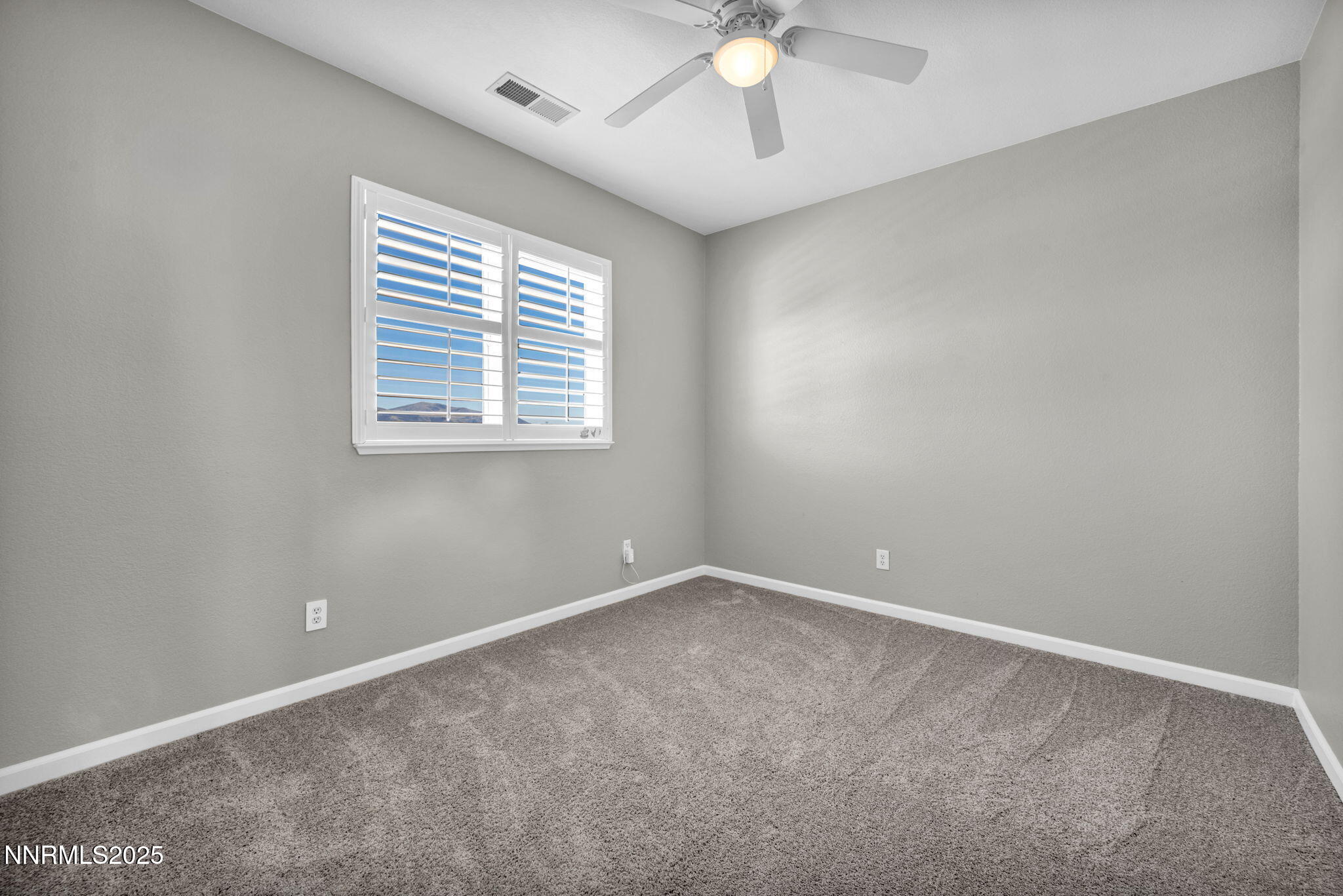 38-web-or-mls-1720-blue-oak-ct