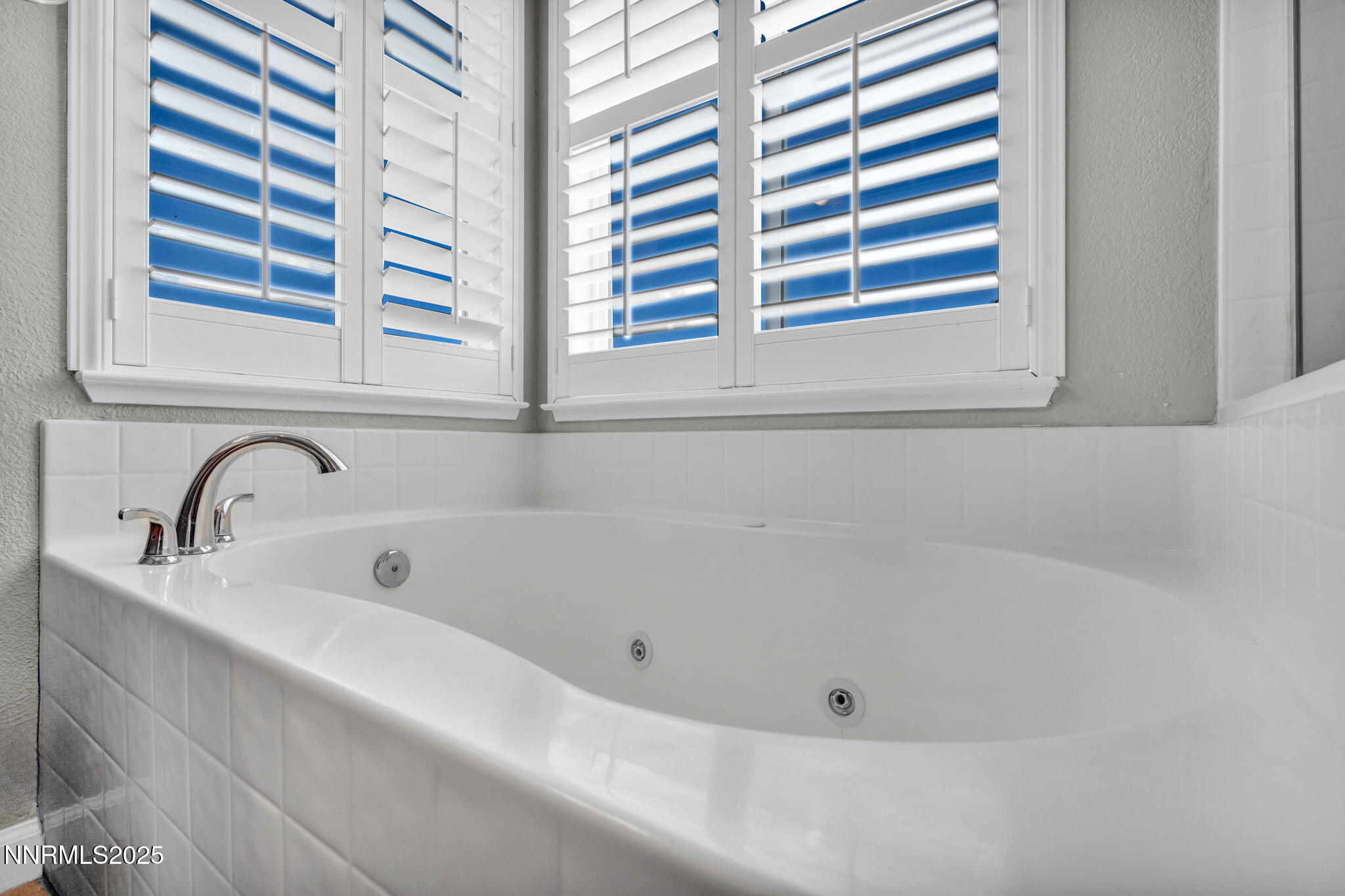 72-web-or-mls-1720-blue-oak-ct