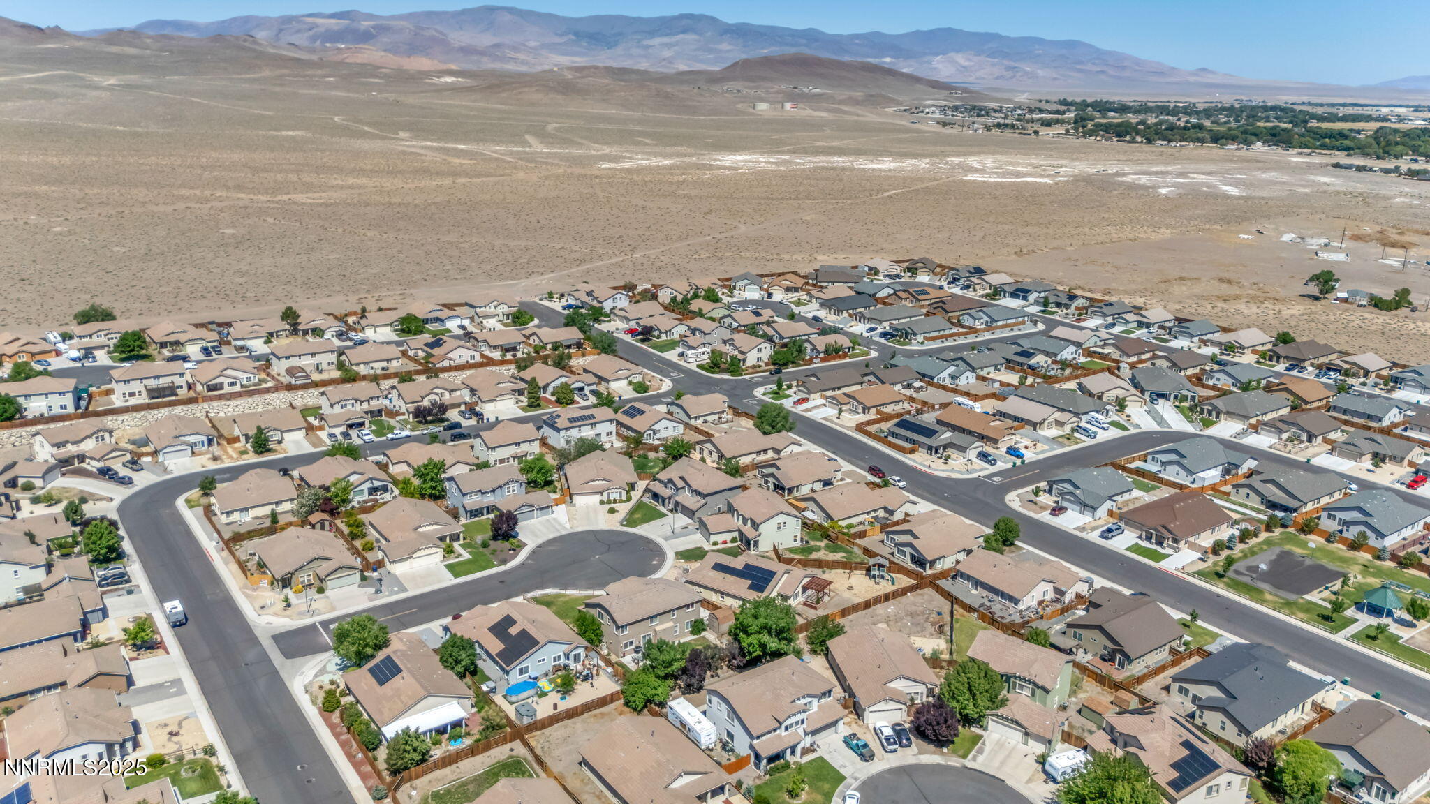 33-web-or-mls-1720-blue-oak-ct