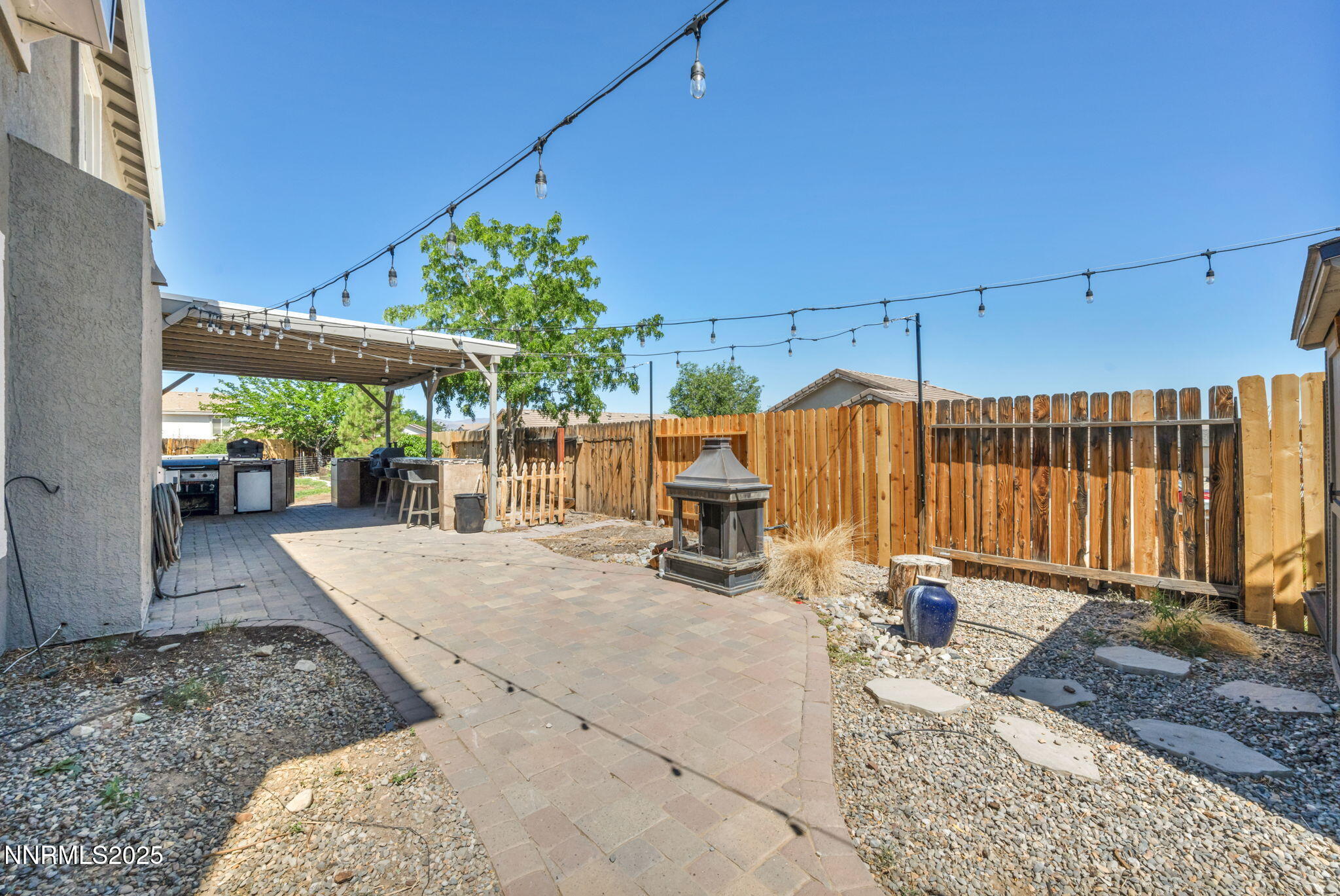 21-web-or-mls-1720-blue-oak-ct