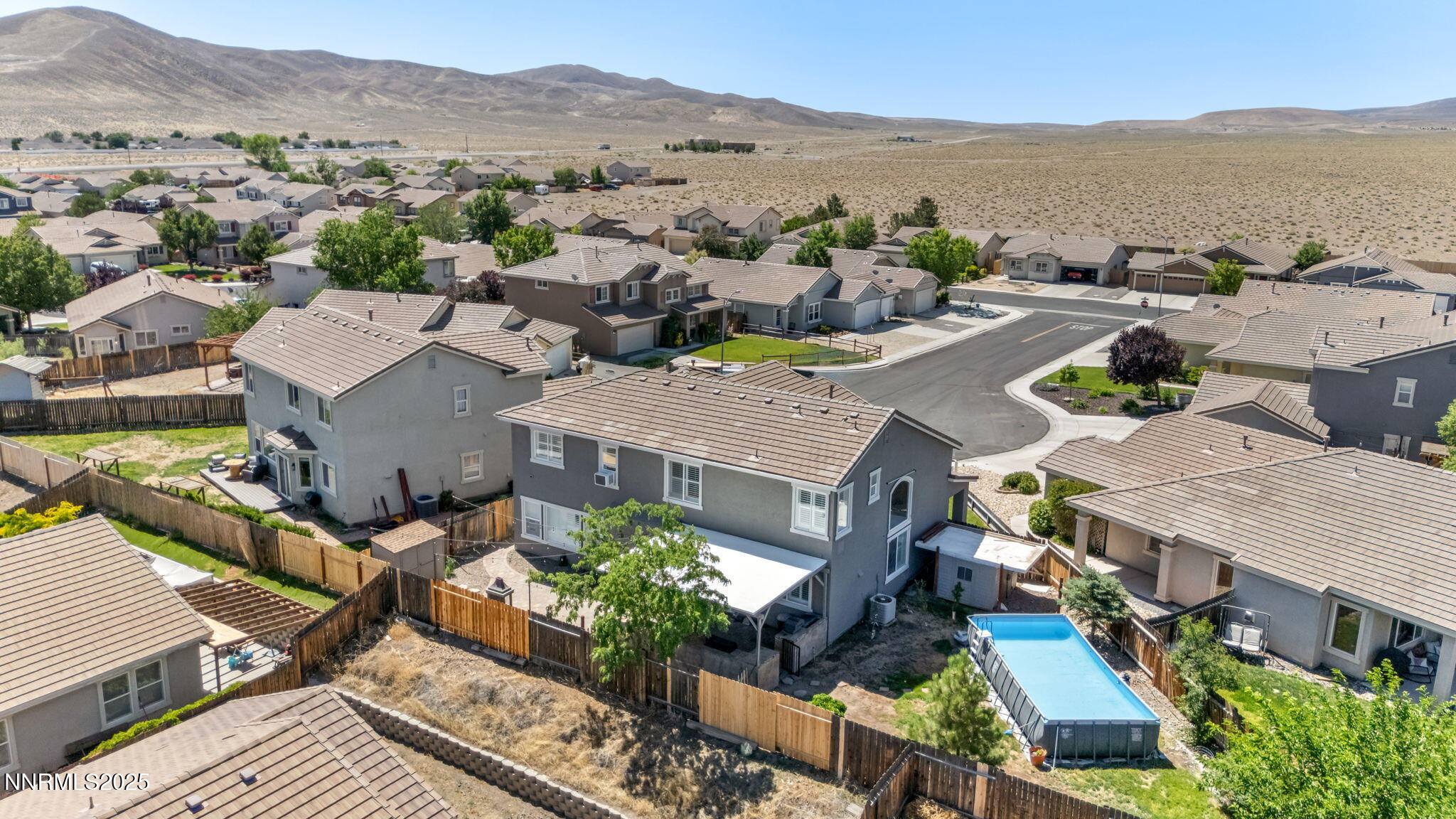 29-web-or-mls-1720-blue-oak-ct