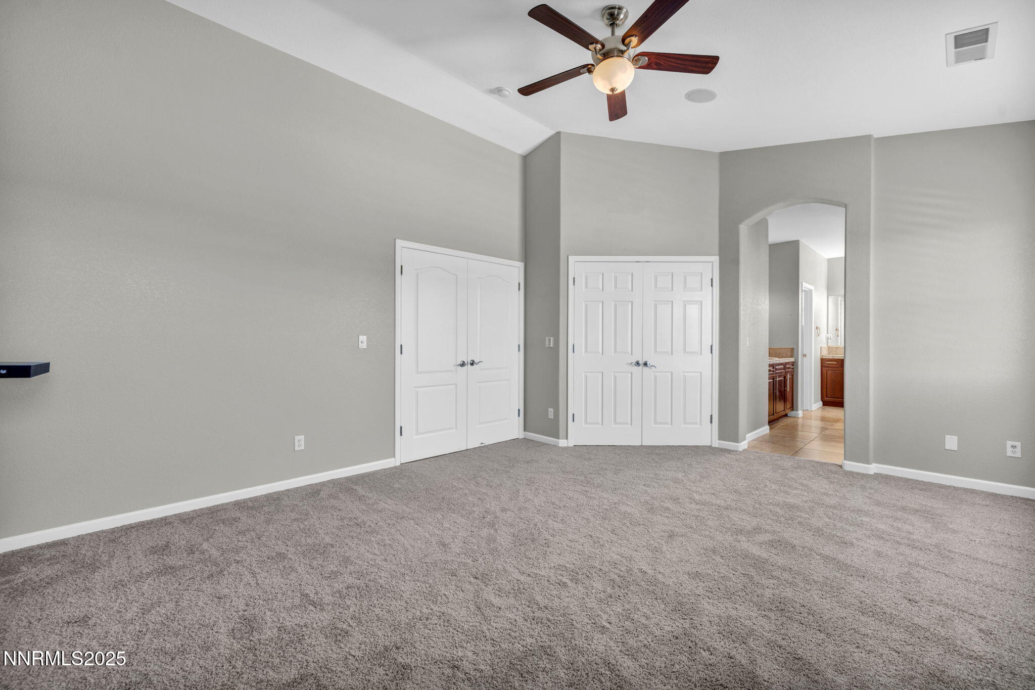 64-web-or-mls-1720-blue-oak-ct