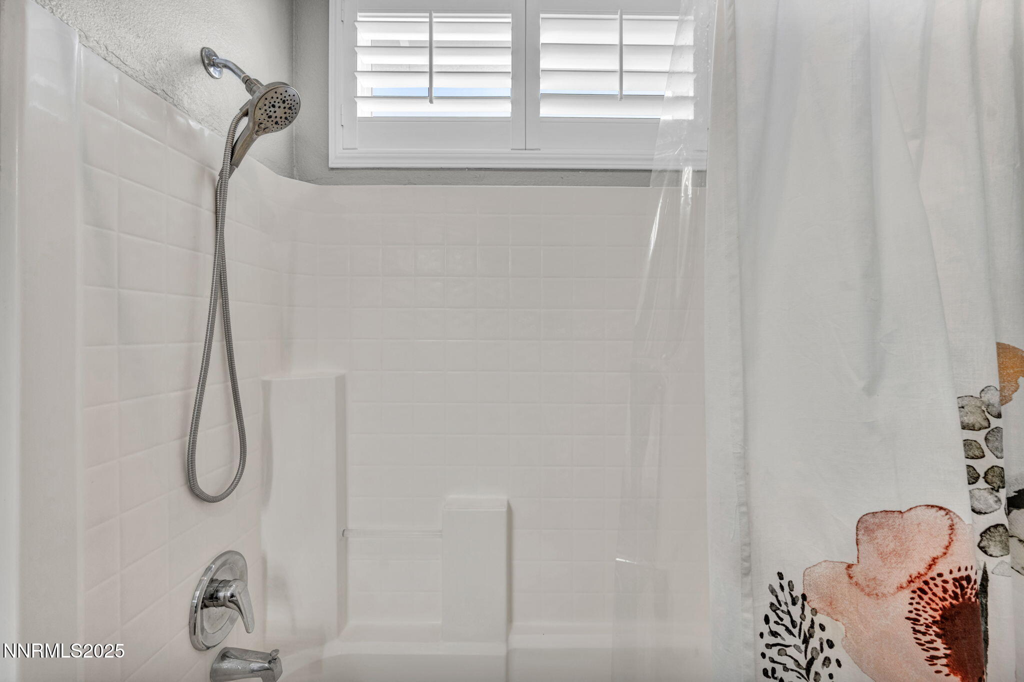 75-web-or-mls-1720-blue-oak-ct