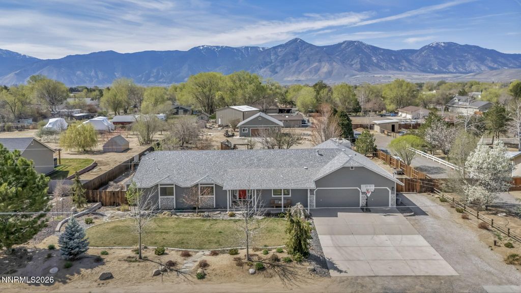 Photo of 2664 Kayne Avenue, Minden, NV 89423 (MLS # 260003562)