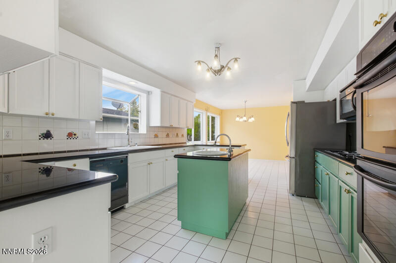 3685 Ranch Crest Drive