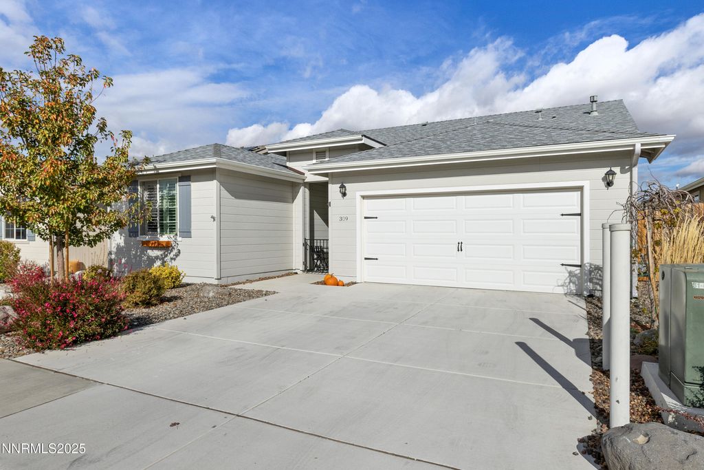 Photo of 309 Granite Court, Dayton, NV 89403 (MLS # 250058041)