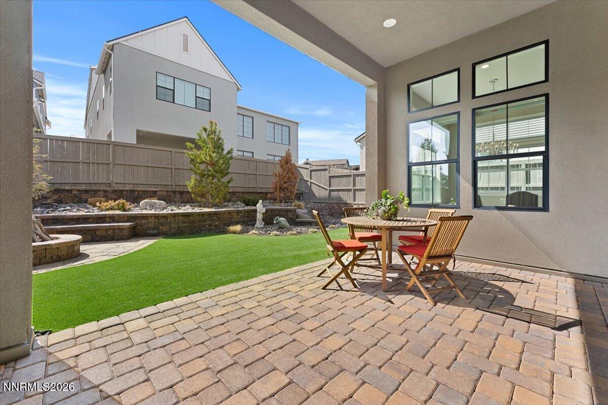 037-722 W Pleasant Oak Trail Reno NV 895