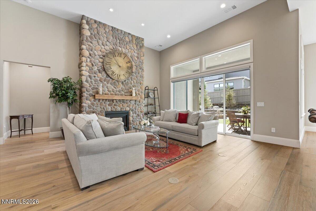 009-722 W Pleasant Oak Trail Reno NV 895