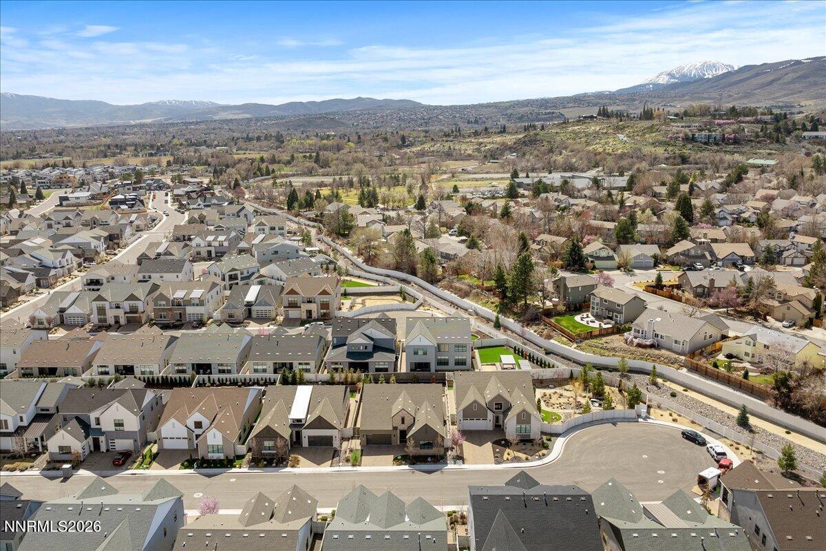 060-722 W Pleasant Oak Trail Reno NV 895