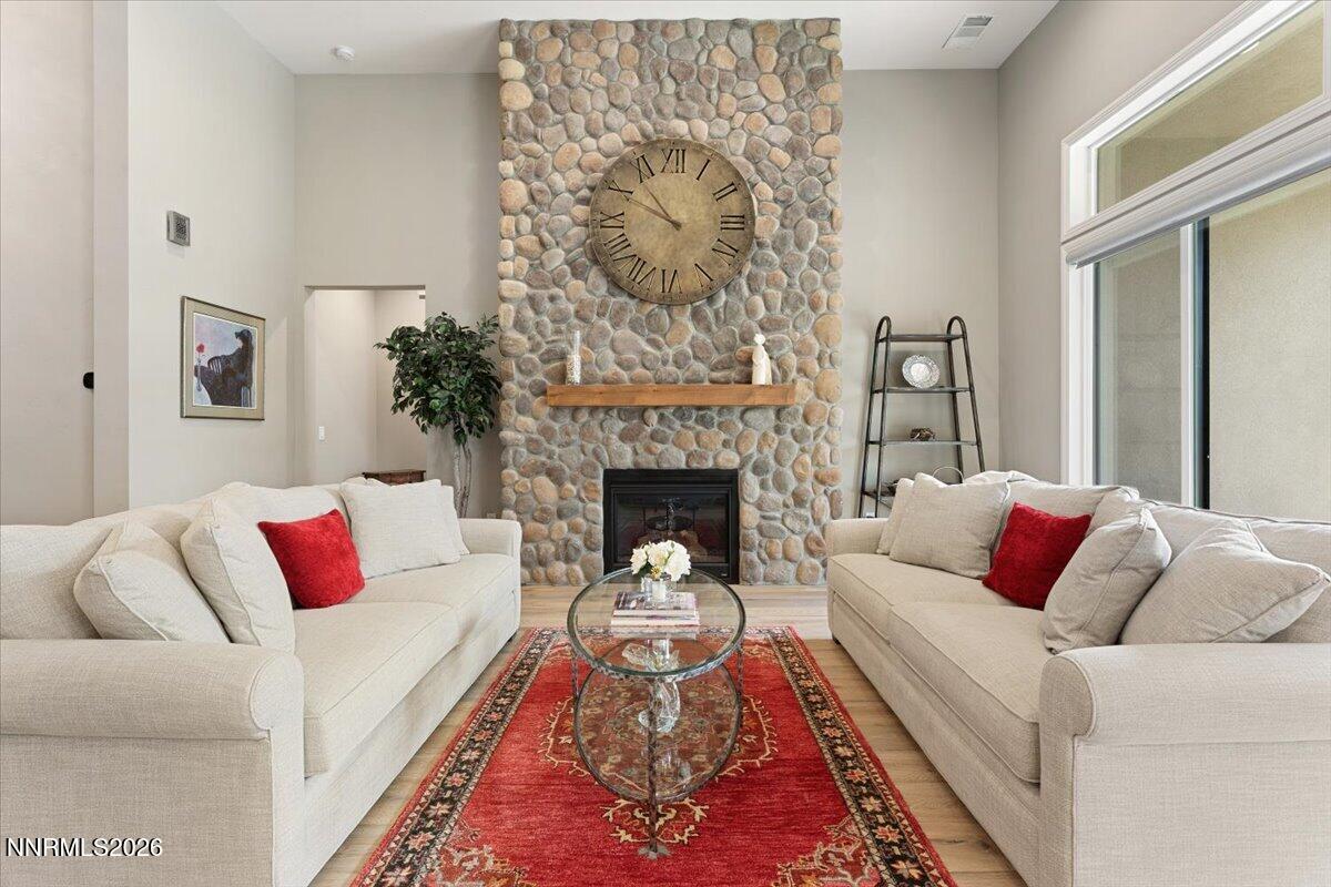 010-722 W Pleasant Oak Trail Reno NV 895