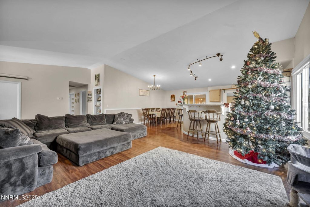 Photo of 914 Glen Martin Drive, Sparks, NV 89434 (MLS # 250058855)