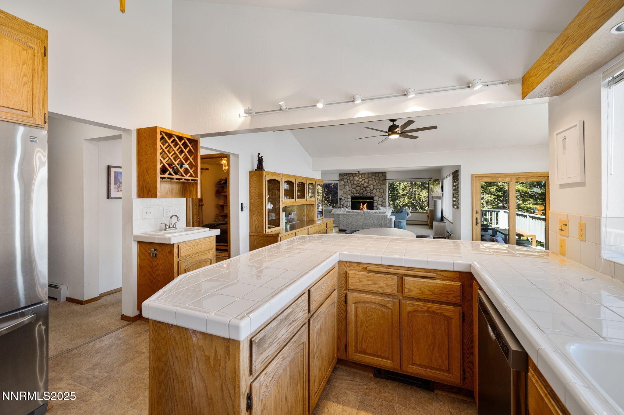 28-web-or-mls-240 SR-28-23