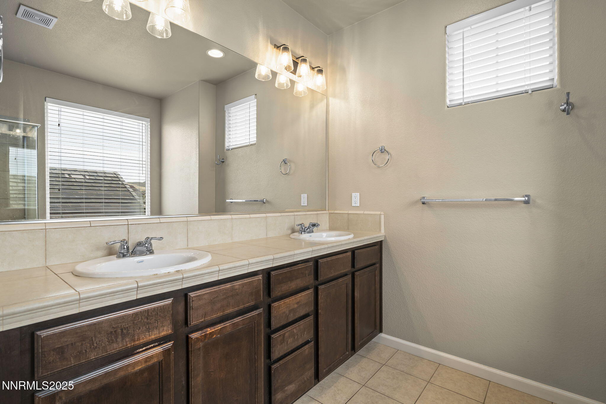 20-web-or-mls-_DSC5588