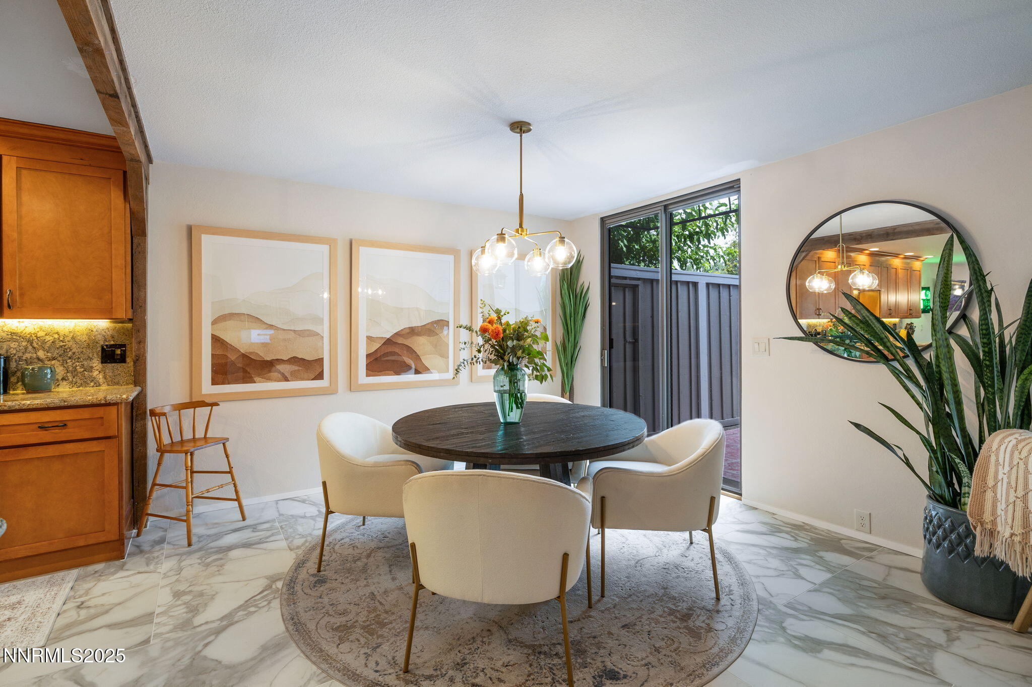 20-web-or-mls-4970 Plumas-11