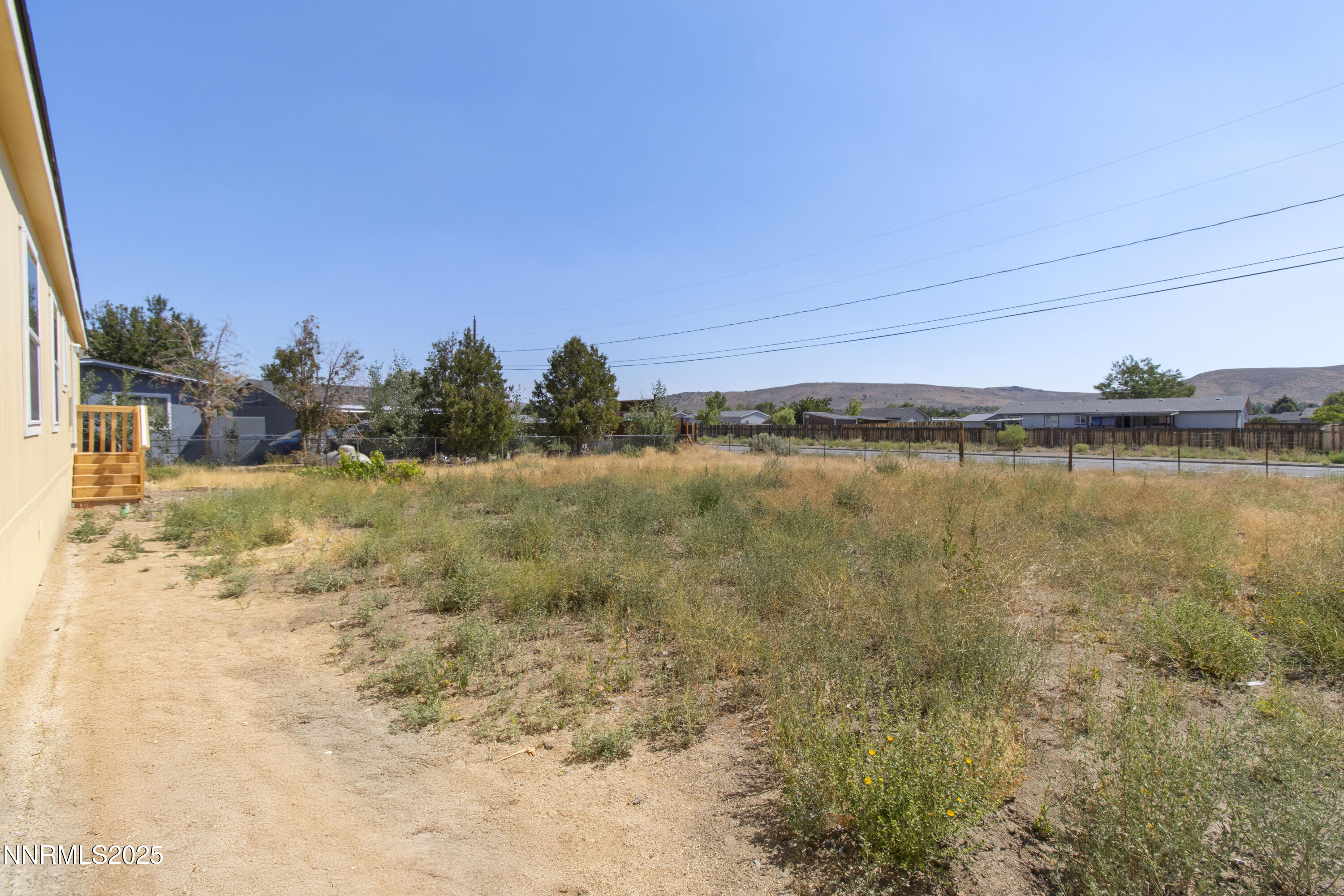 4040 Goldfinch Dr 25