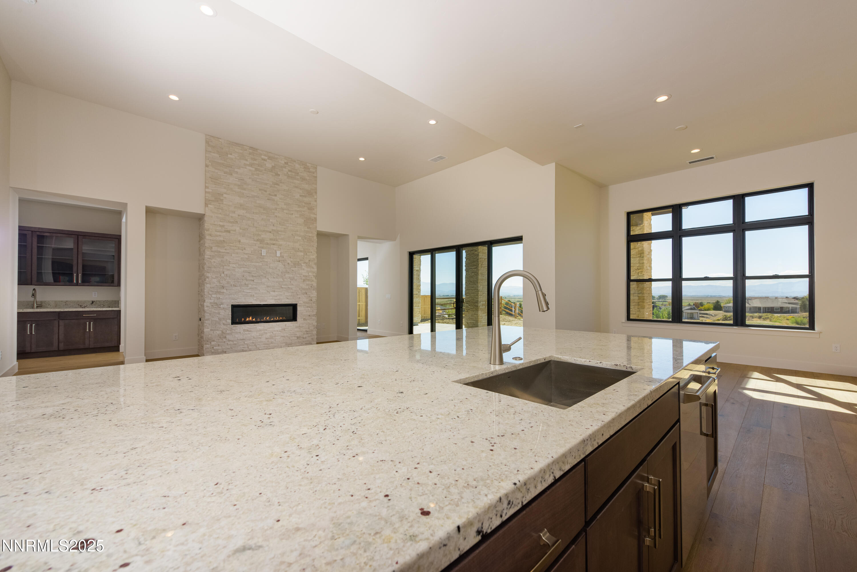 517 Cottontail Ct-31