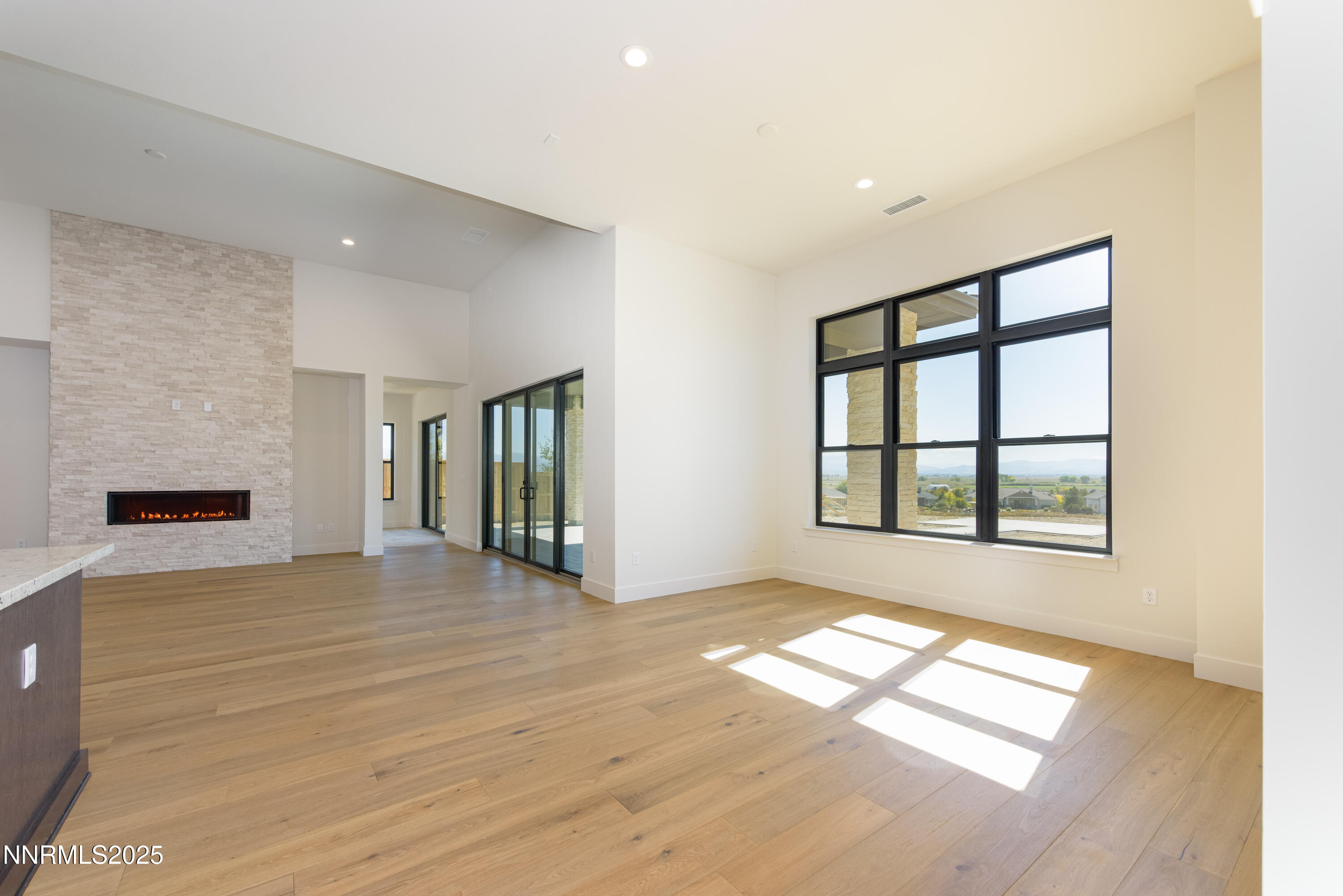 517 Cottontail Ct-40