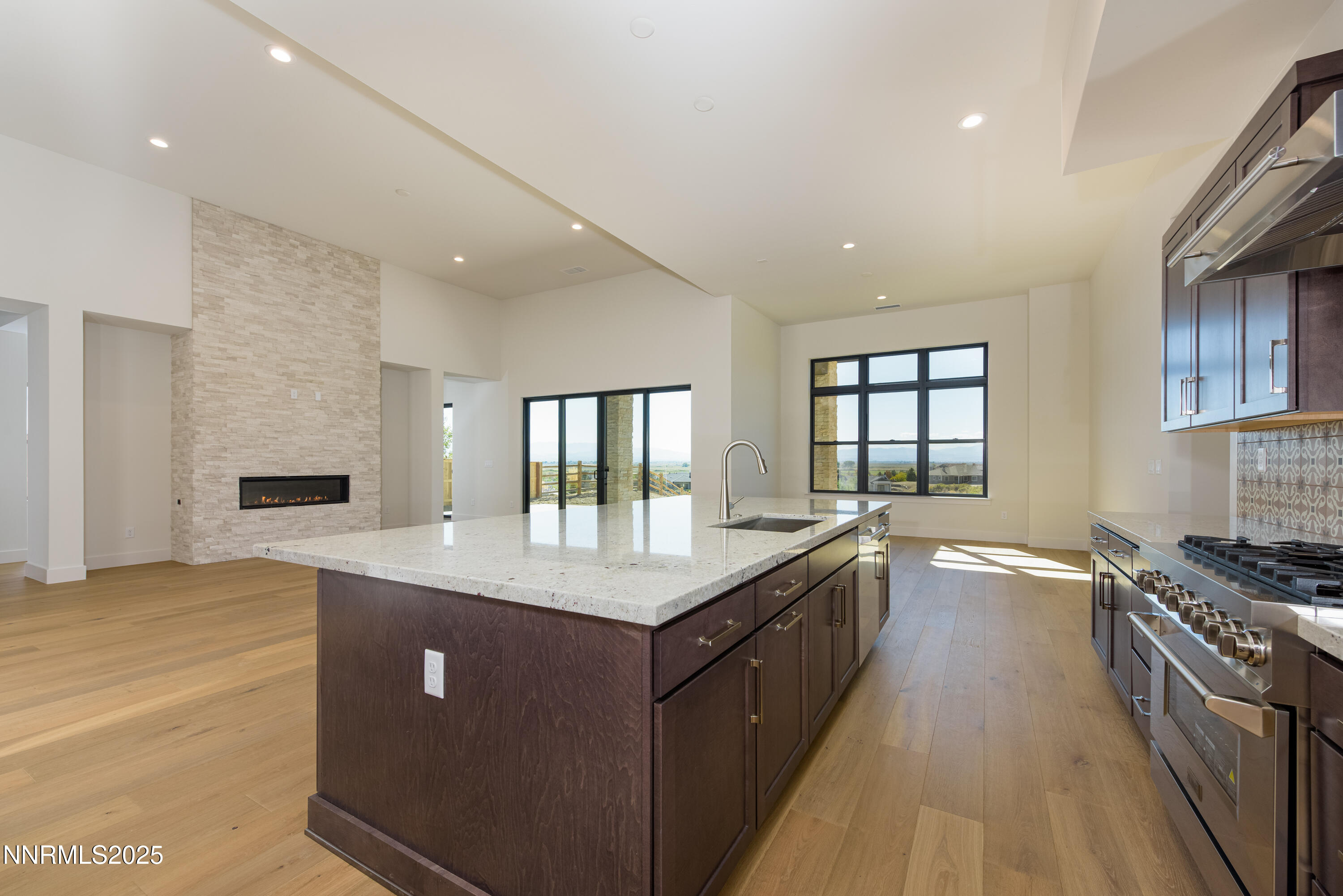 517 Cottontail Ct-30