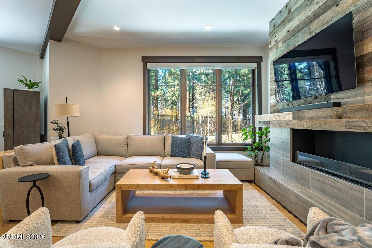 010_tahoe_beach_club_502-10_818