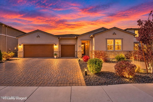 7997 FURNACE CREEK DR, SPARKS, NV 89436 - Image cc6aec0a454c5d1abb3e61cedbbcc2de/1201148921
