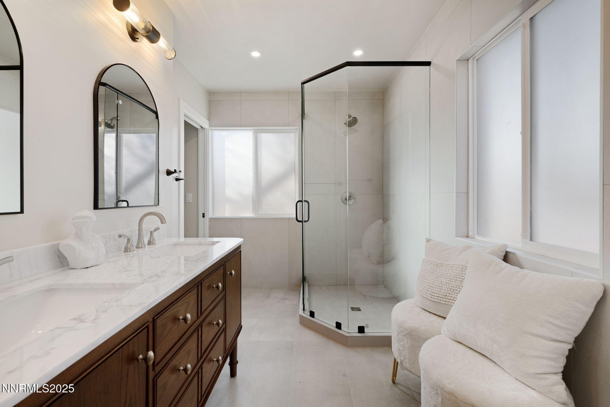 35-web-or-mls-0X3A0707