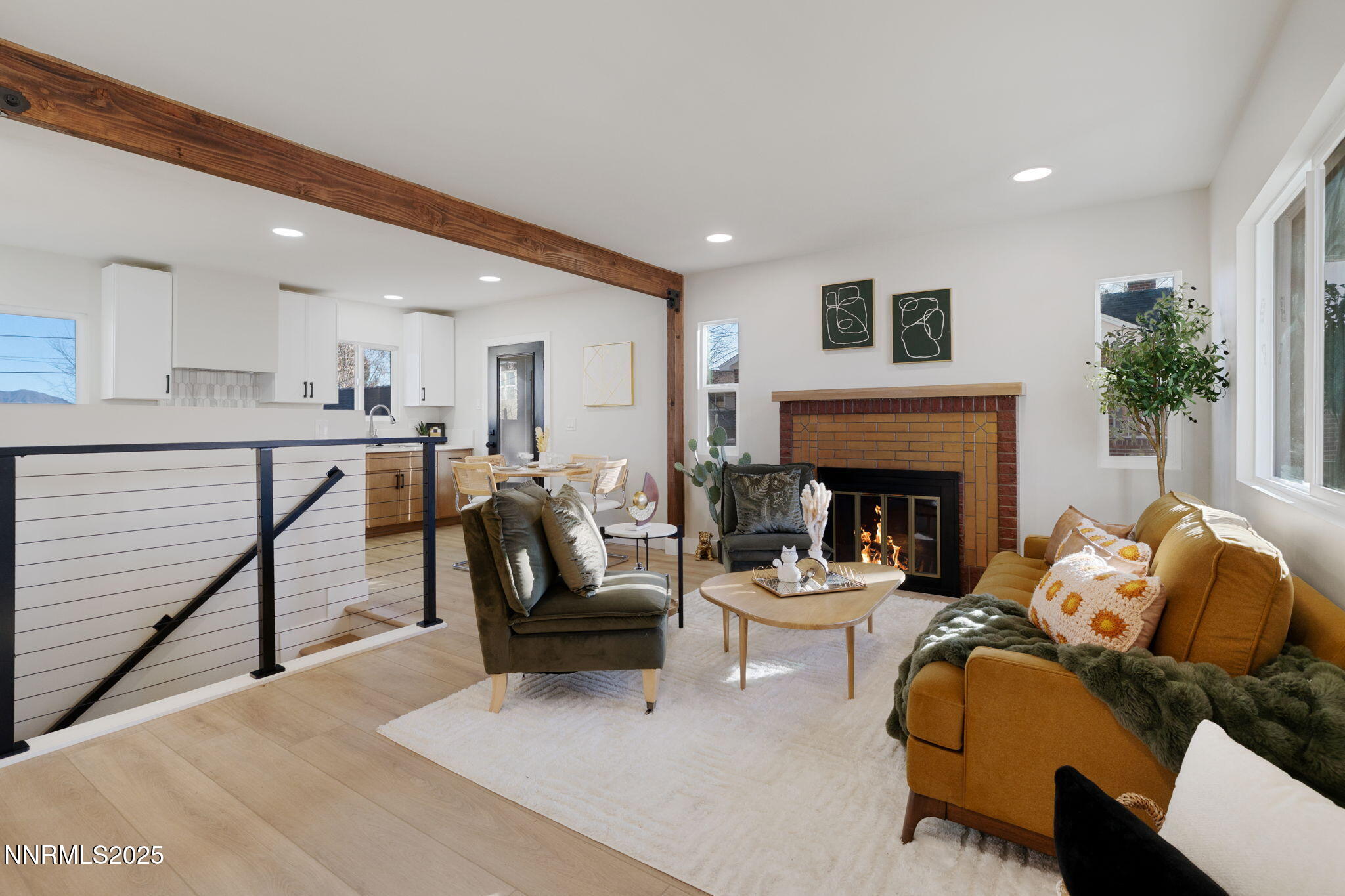 31-web-or-mls-0X3A0680