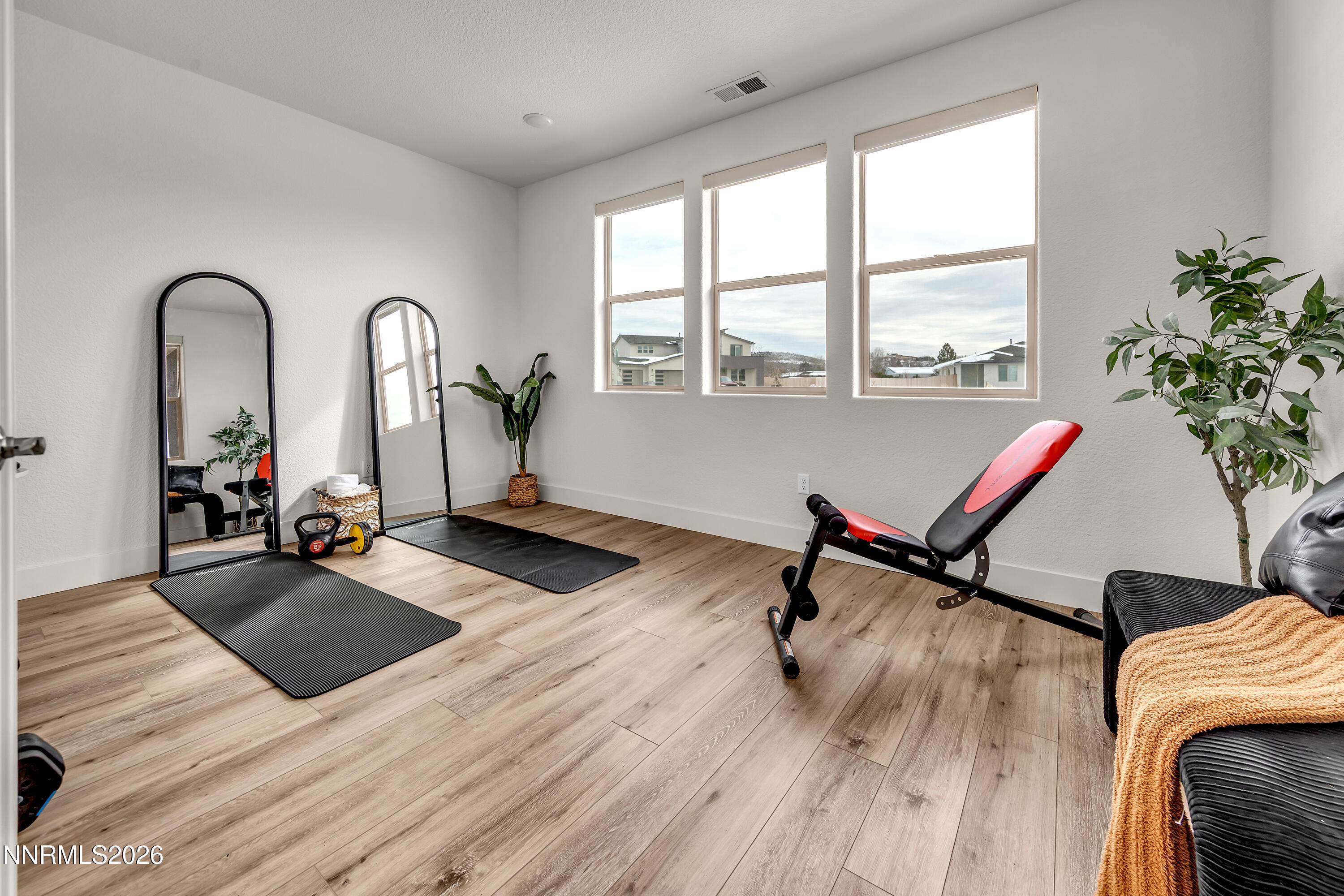 815 N Thunder Butte Court