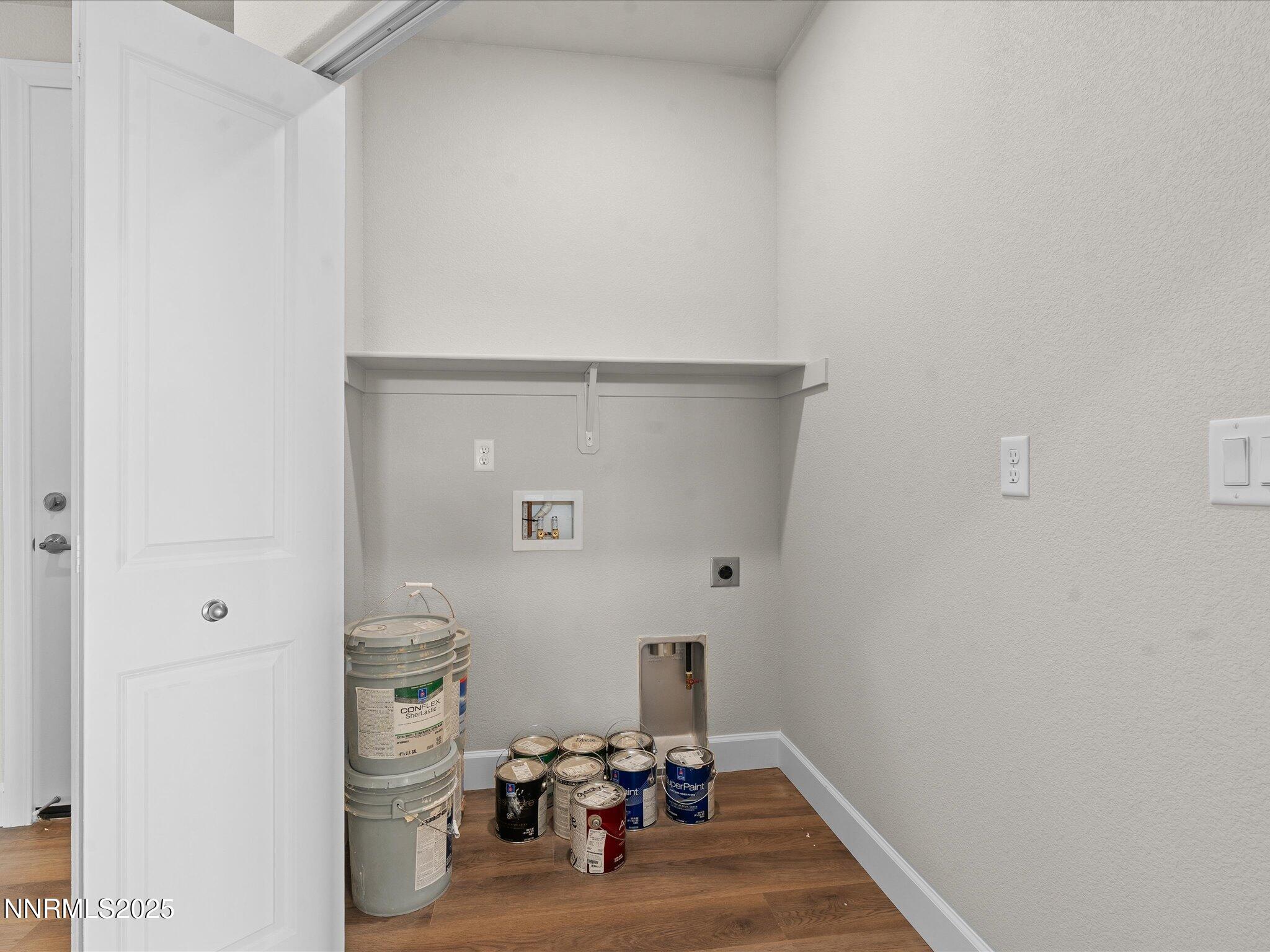 36-2555 Emerson Cir-135