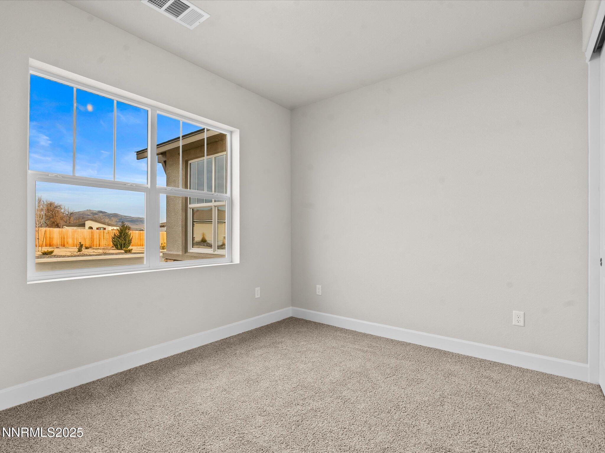 29-2555 Emerson Cir-128