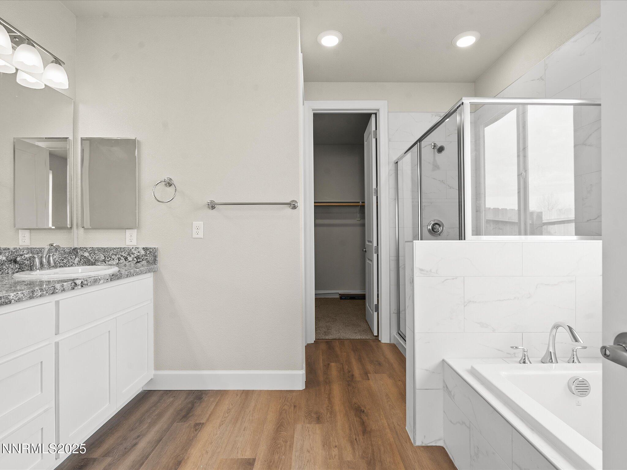 23-2555 Emerson Cir-122